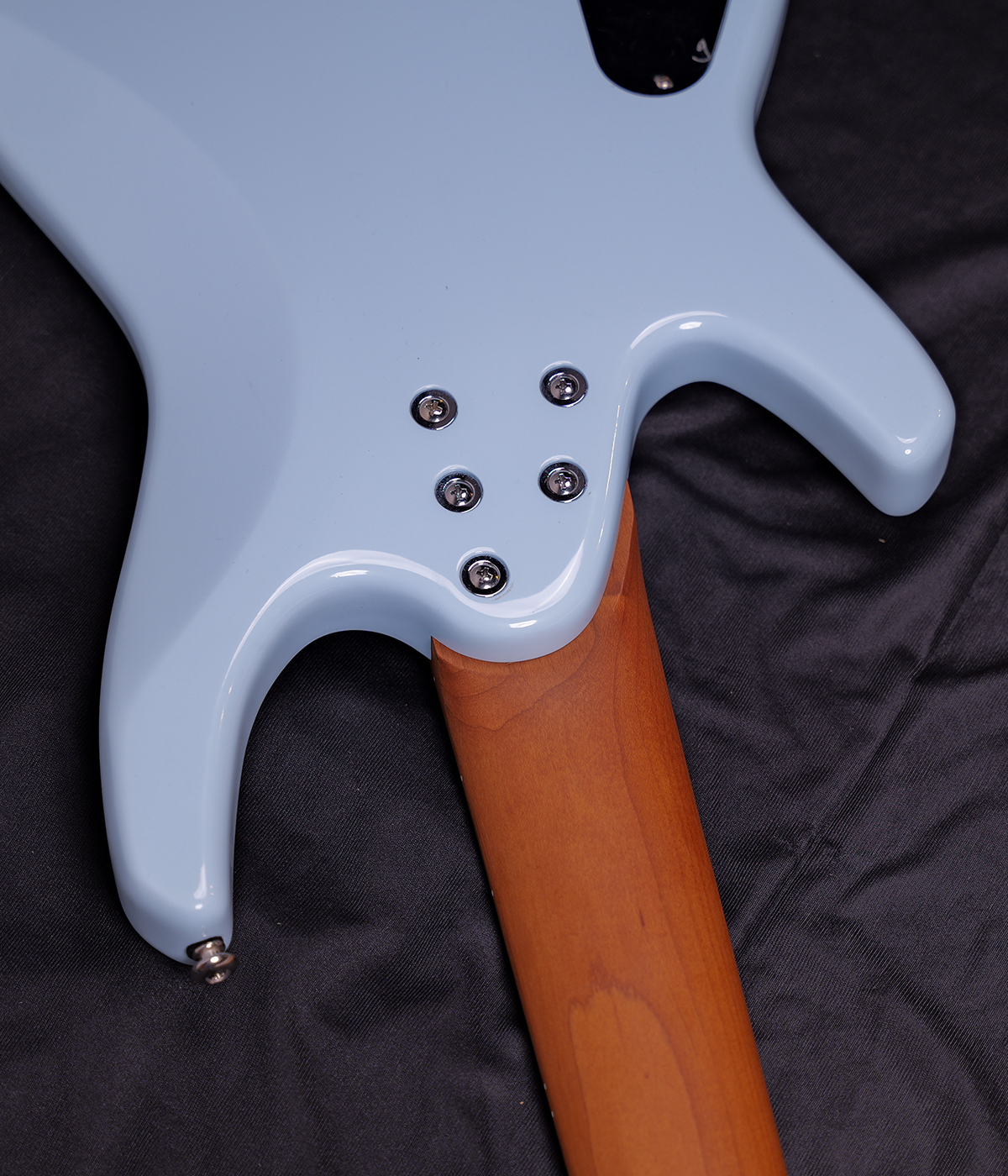 SQOE SBWT750 Sky blue 5-String Headless Bass