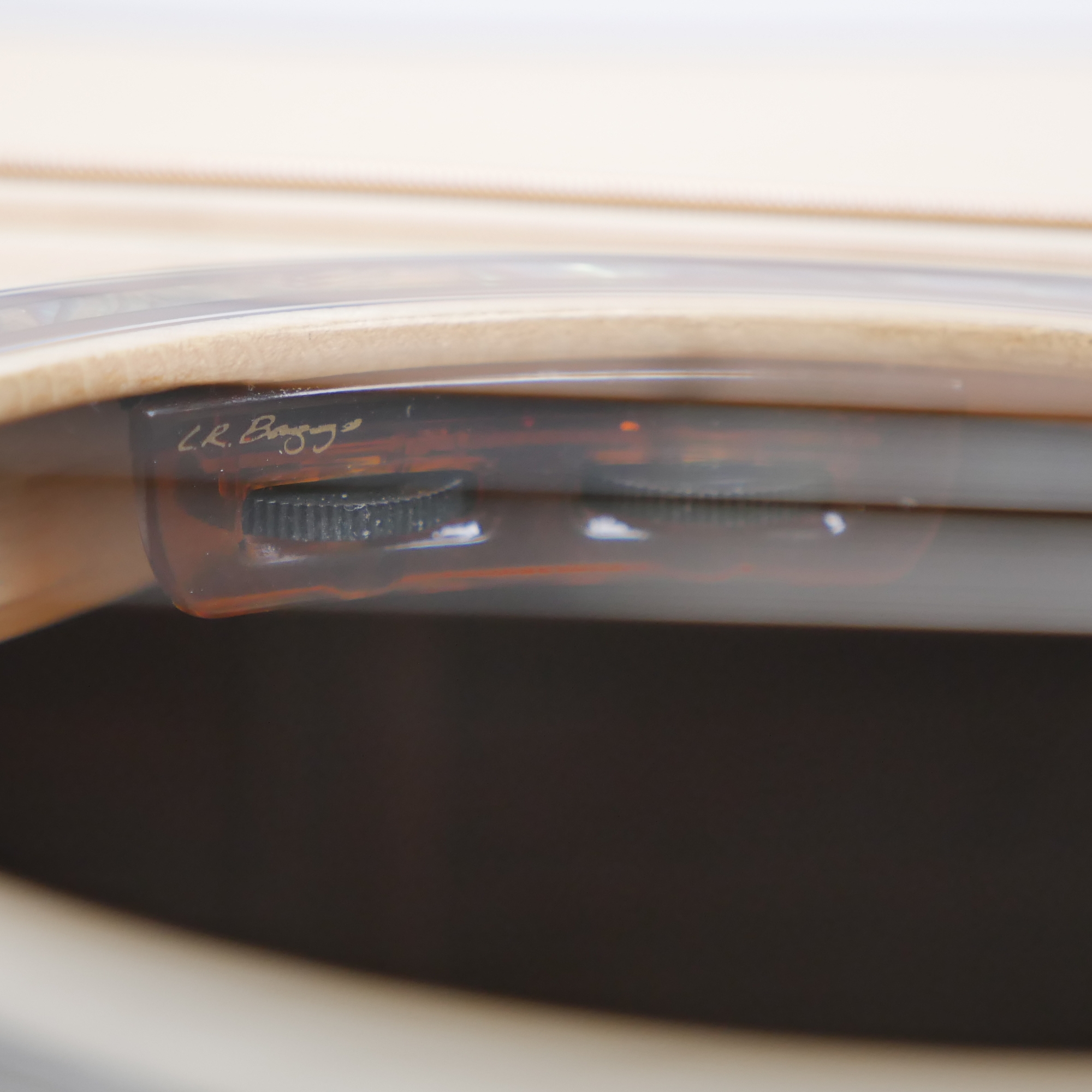 Hex D750CEG -QUEEN SERIES WITH LR BAGGS ELEMENT BRONZE EQ - ALL SOLID