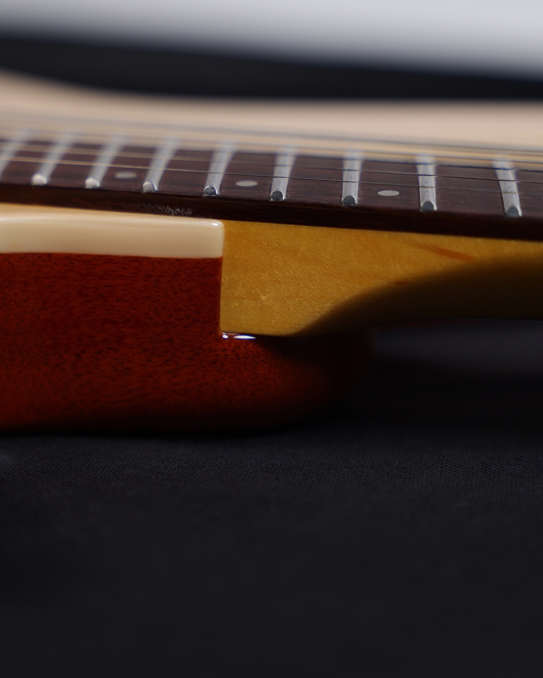 SQOE SEWT998 Headless Electric Guitar - Natural