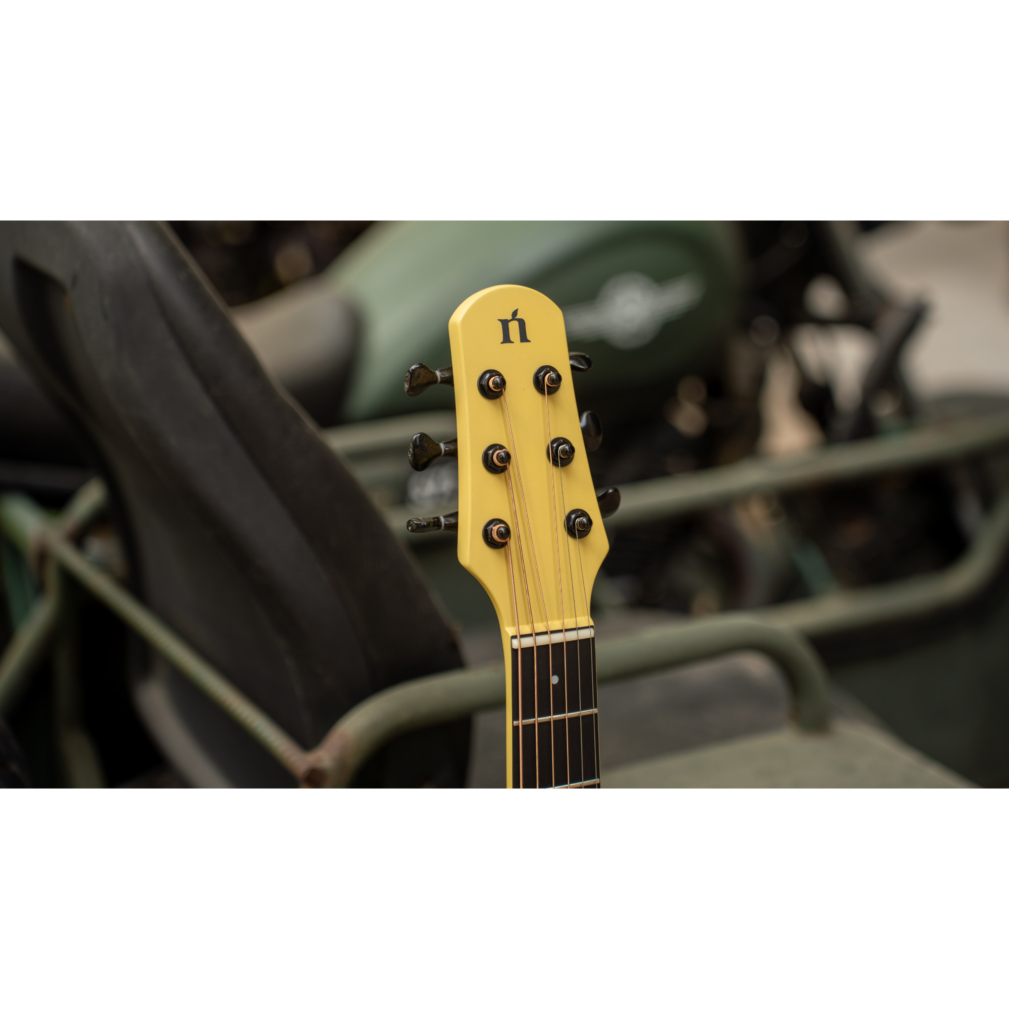 Natasha Asteroid Carbon Fibre 38 Acoustic Guitar with Bag - Glaze Gold