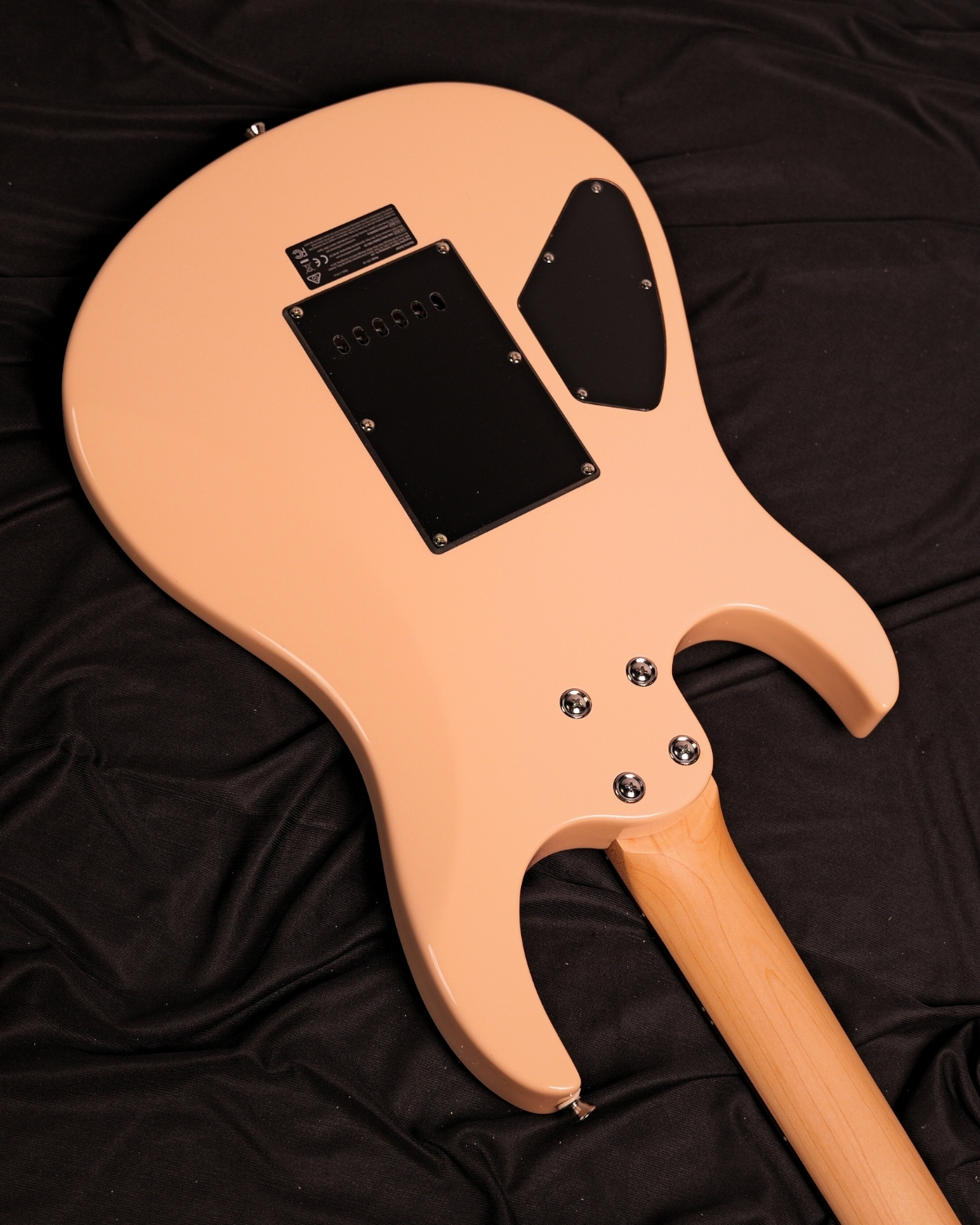 Donner DMT-66 39 Inch Full Size Electric Guitar for Beginner Starter Electric Guitar Kit with Bag Pink