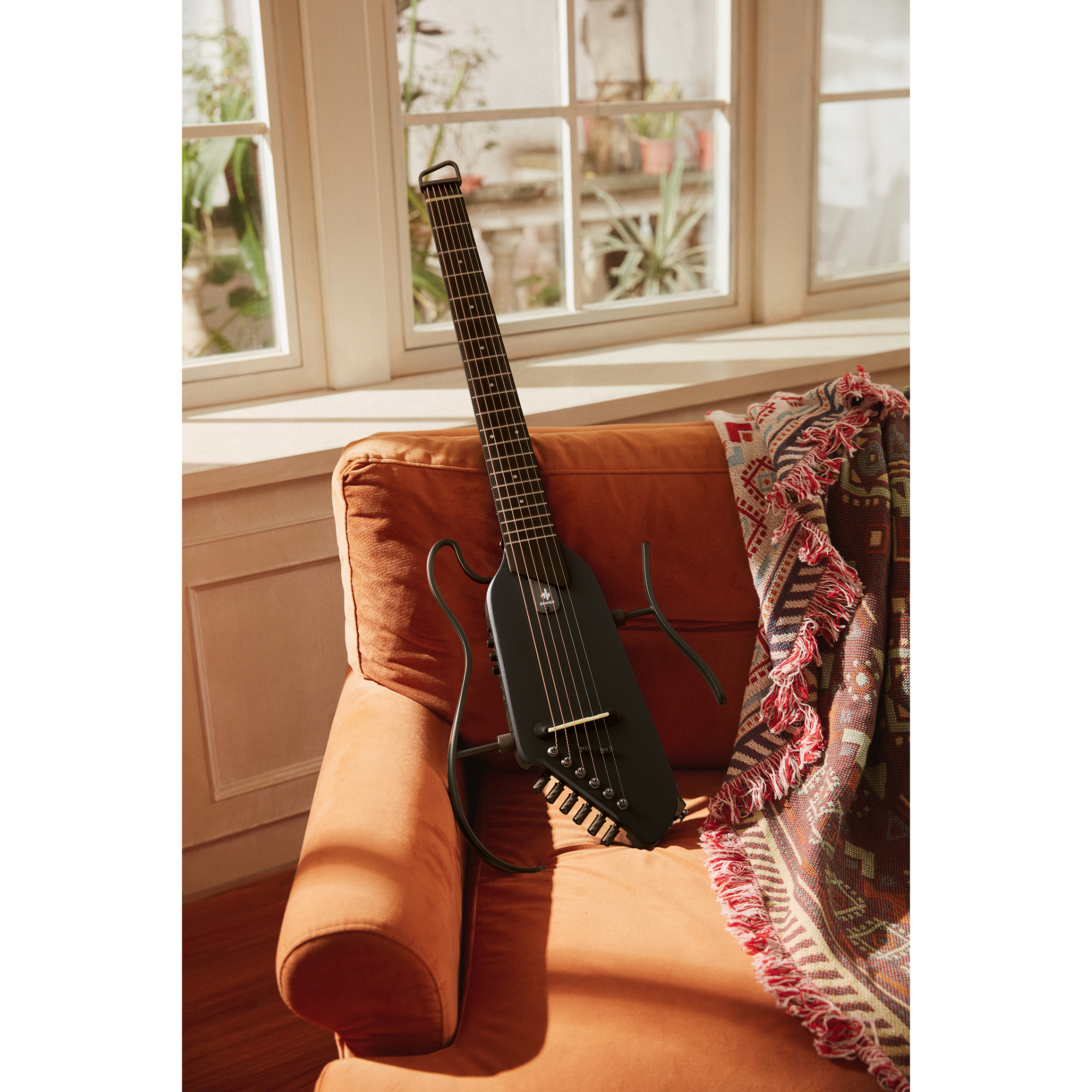 Donner TravelSilent Guitar - Black  HUSH-I Headless Guitar Removable Frames Ultra Light Acoustic Electric Guitar with Gig Bag and Accessories