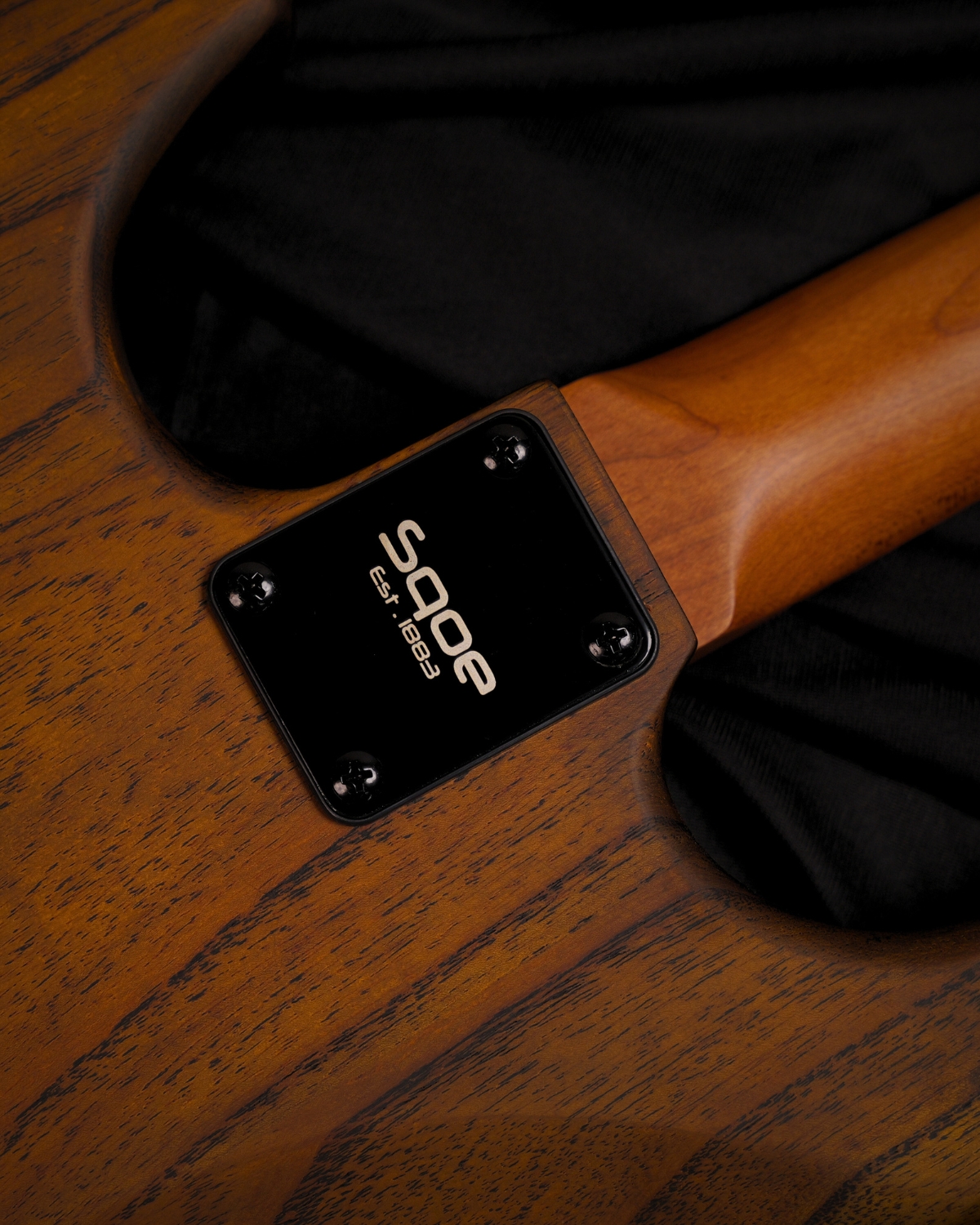 SQOE SEST650 HSS Ash series Maple brown