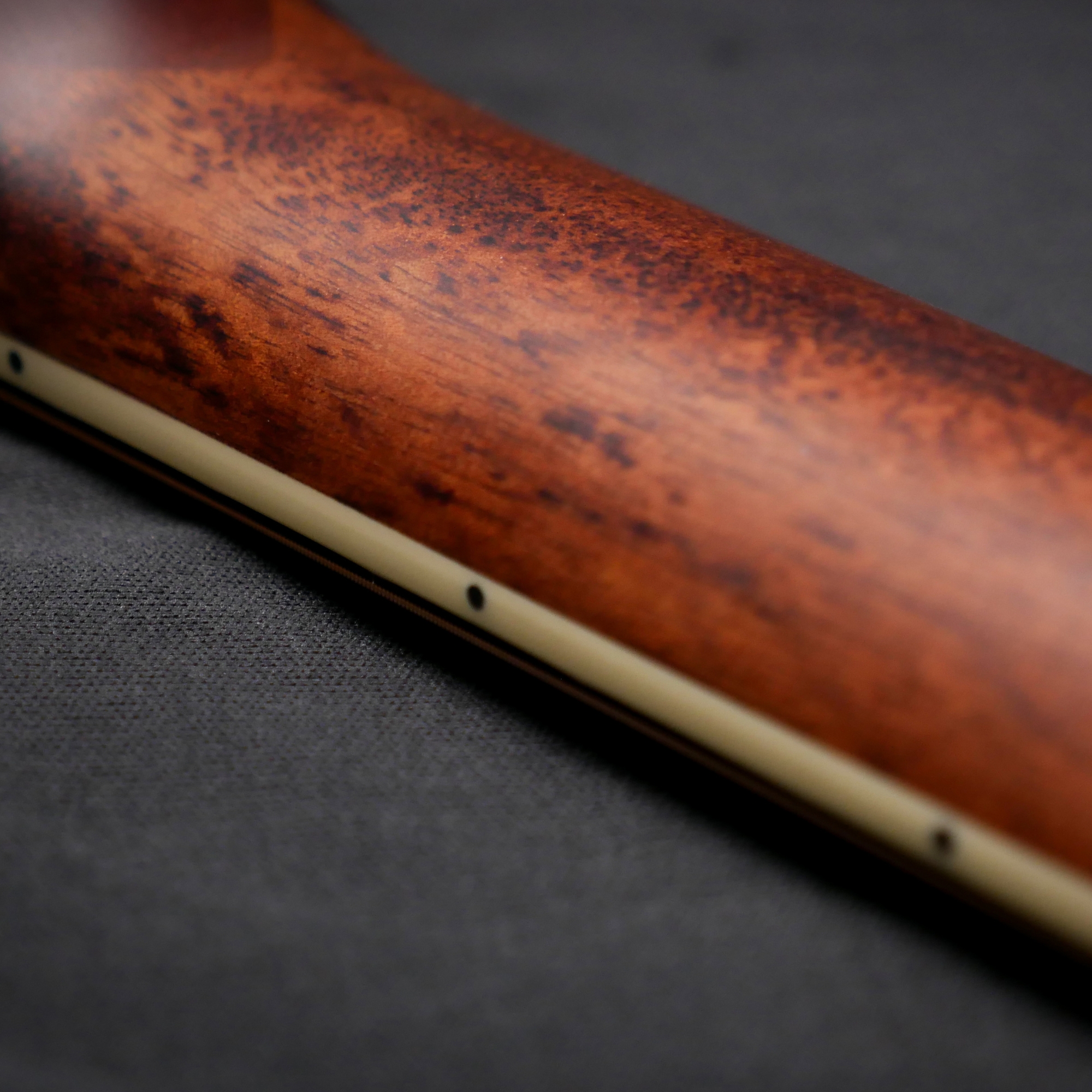 VESPERA - HEX VG320E NATURAL SOLID TOP WITH LR BAGGS ELEMENT VTC EQ