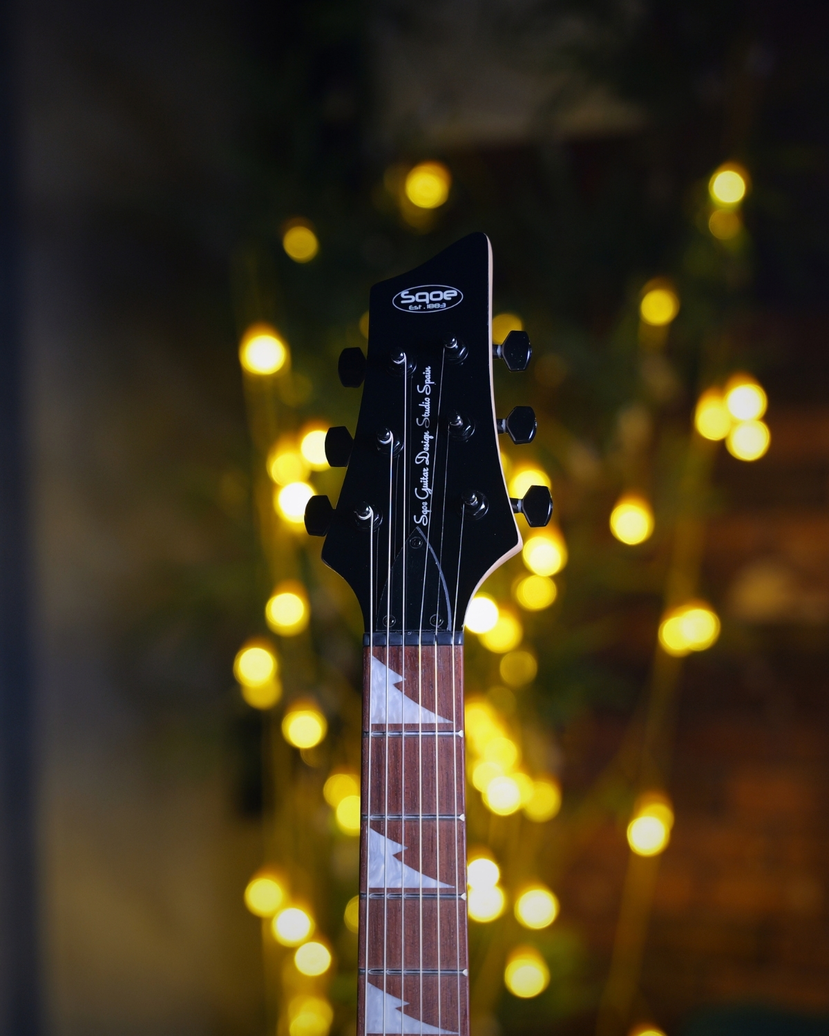SQOE SEIB350 Sunburst Super Strat series