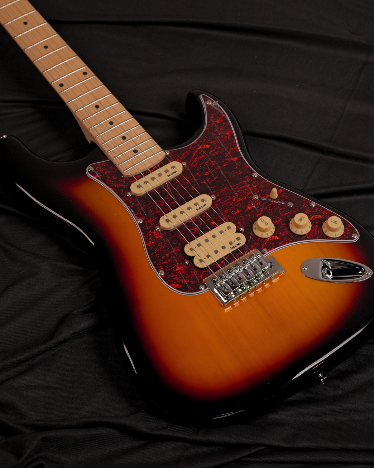 SQOE SEST250 Sunburst Electric Guitar HSS