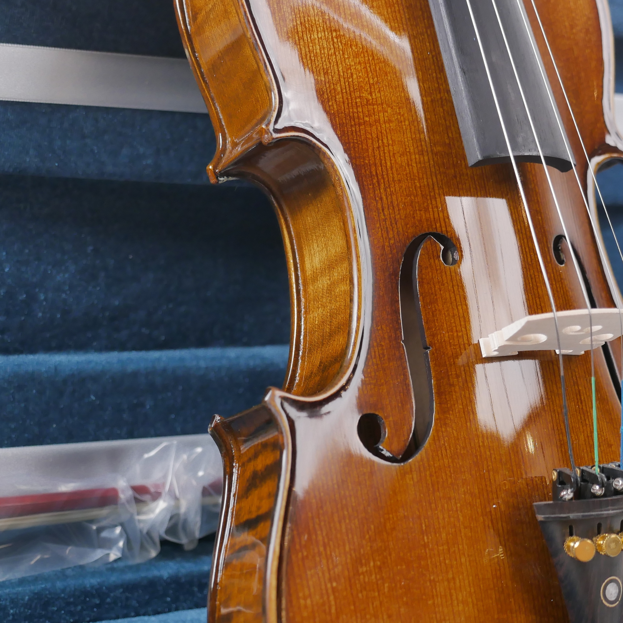 Procraft lumina Premium Handcrafted Violin Solid Spruce Maple Ebony Ember gloss