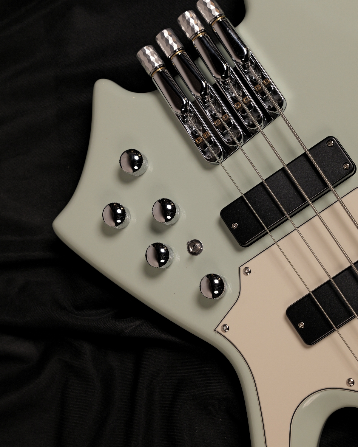 SQOE SBWT700 Surf Green 4-String Headless Electric Bass Roasted Maple India