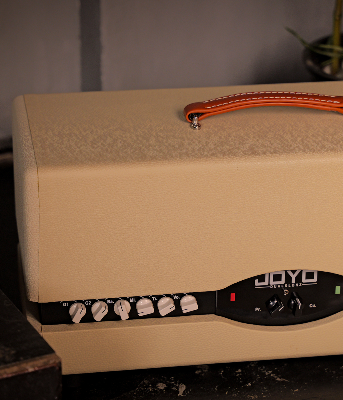 JOYO KLONZ Limited White Tube Amp Head VintageModern