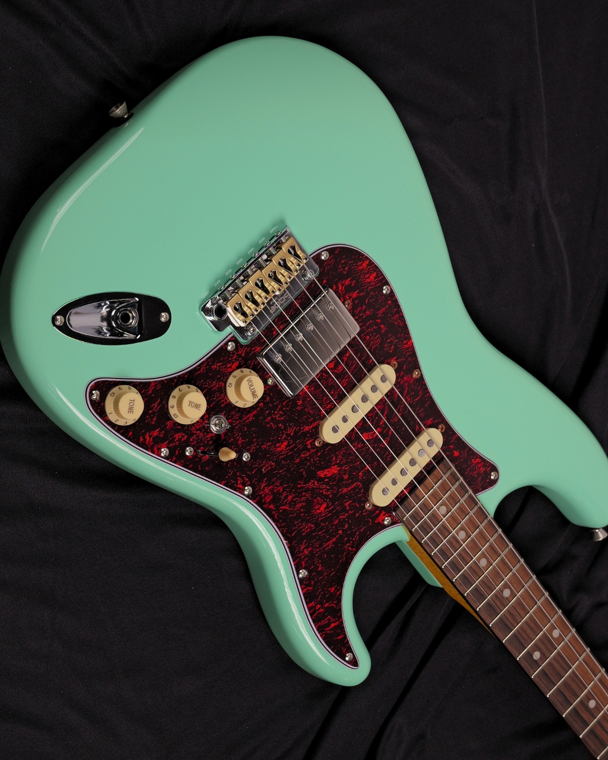 SQOE SEST1000 Surf Green HSS with hardcase
