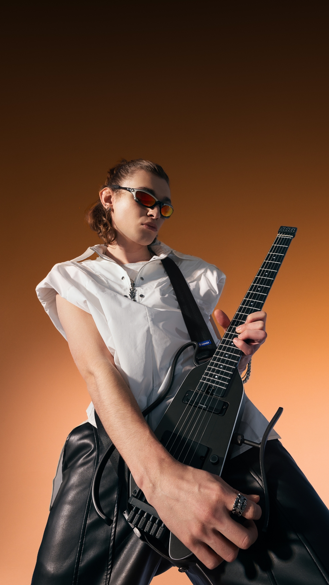 Donner HUSH X PRO White Electric Guitar Kit - Smart Travel Guitar with Dozens of Preset Combinations 7 Tone Sim Options