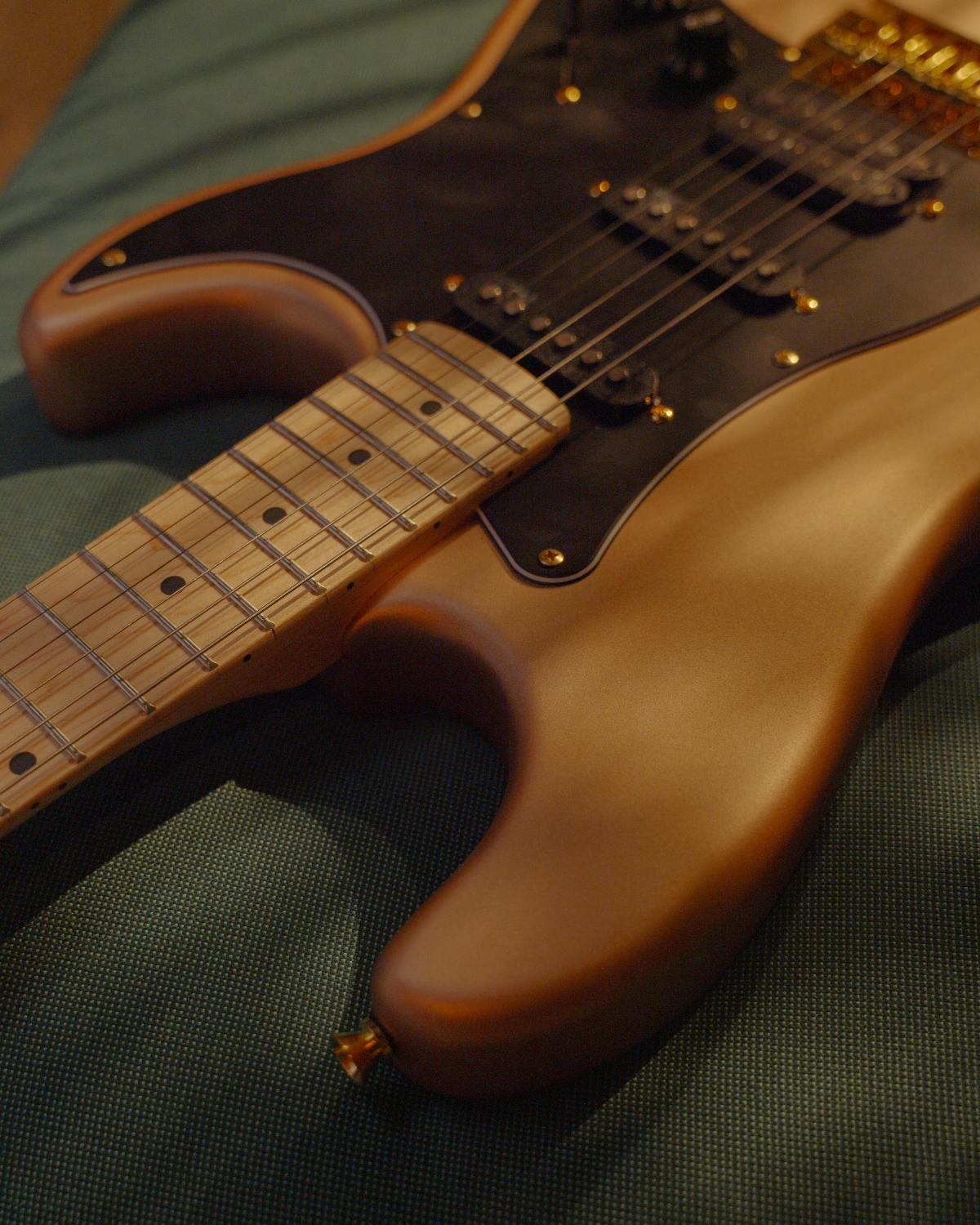 Strydom ST20M Nova Gold Electric Guitar  Gold Hardware