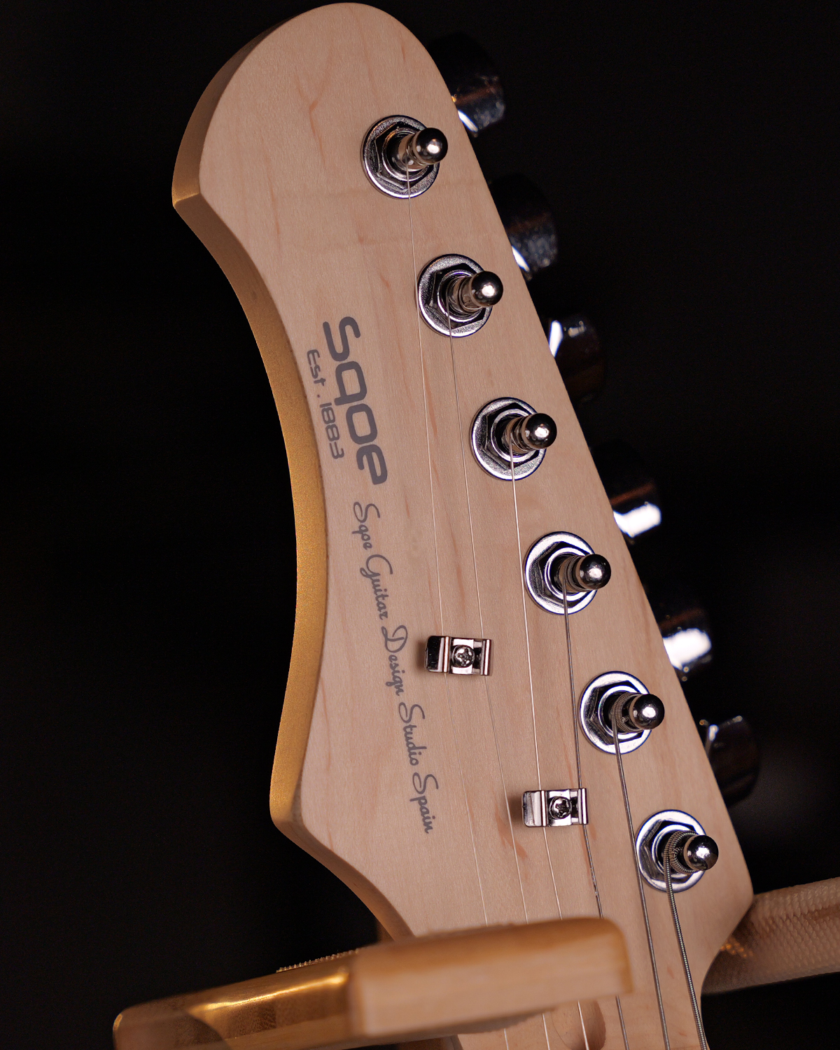 SQOE SEST250 Left handed Olympic White Electric Guitar HSS