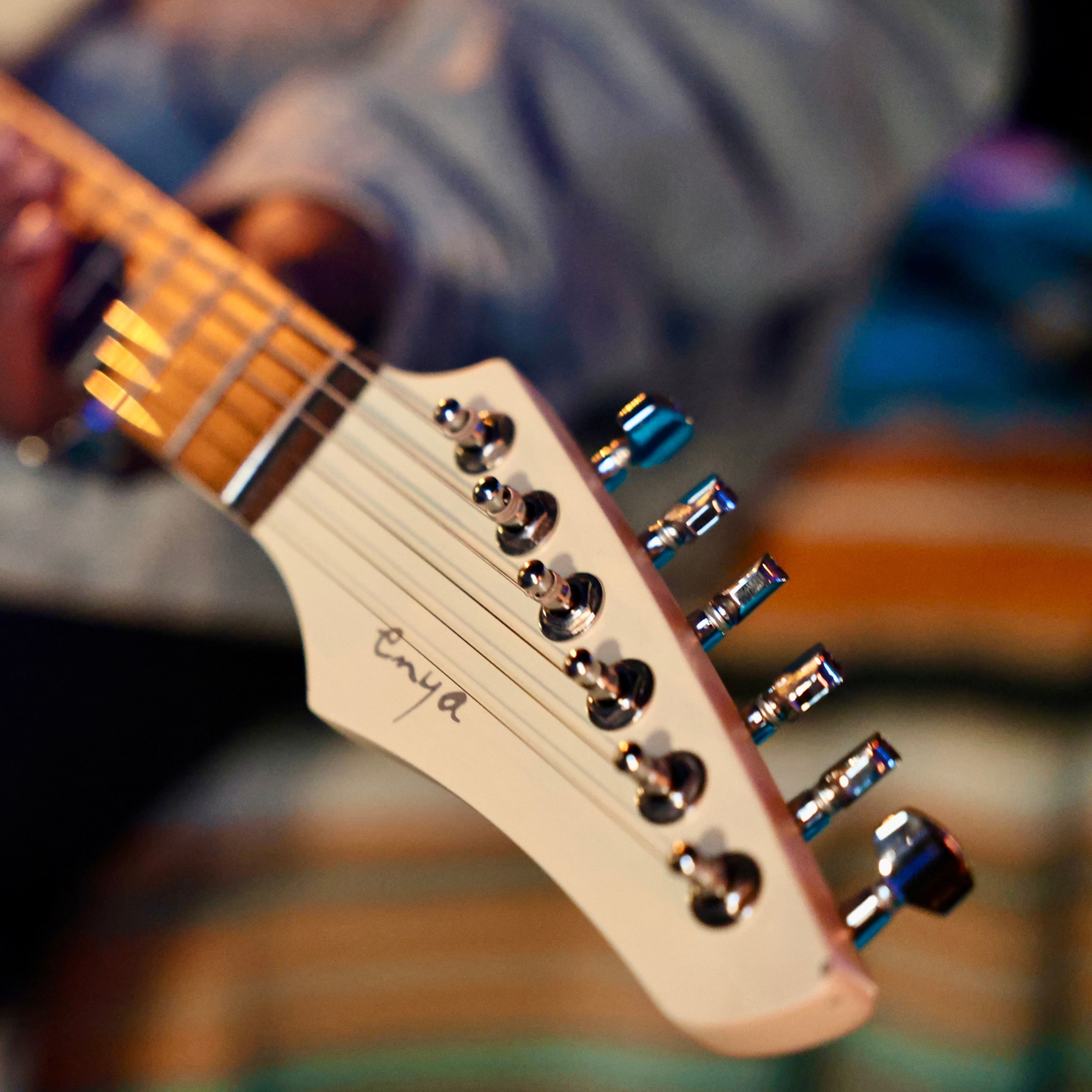 Enya Nova Inspire series Ivory smart electric guitar exclusive thickened bag Type-C charging cable