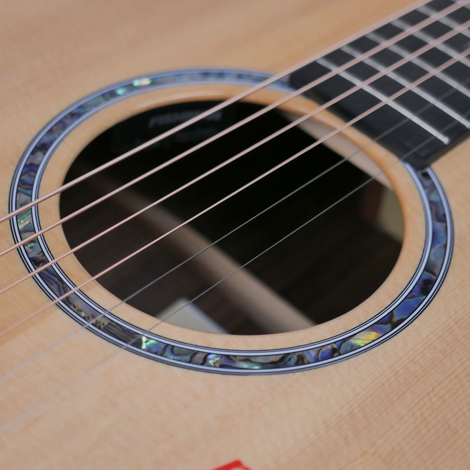 Kepma G1ED Solid top Semi- Acoustic Guitar with fishman power tap infinity Eq