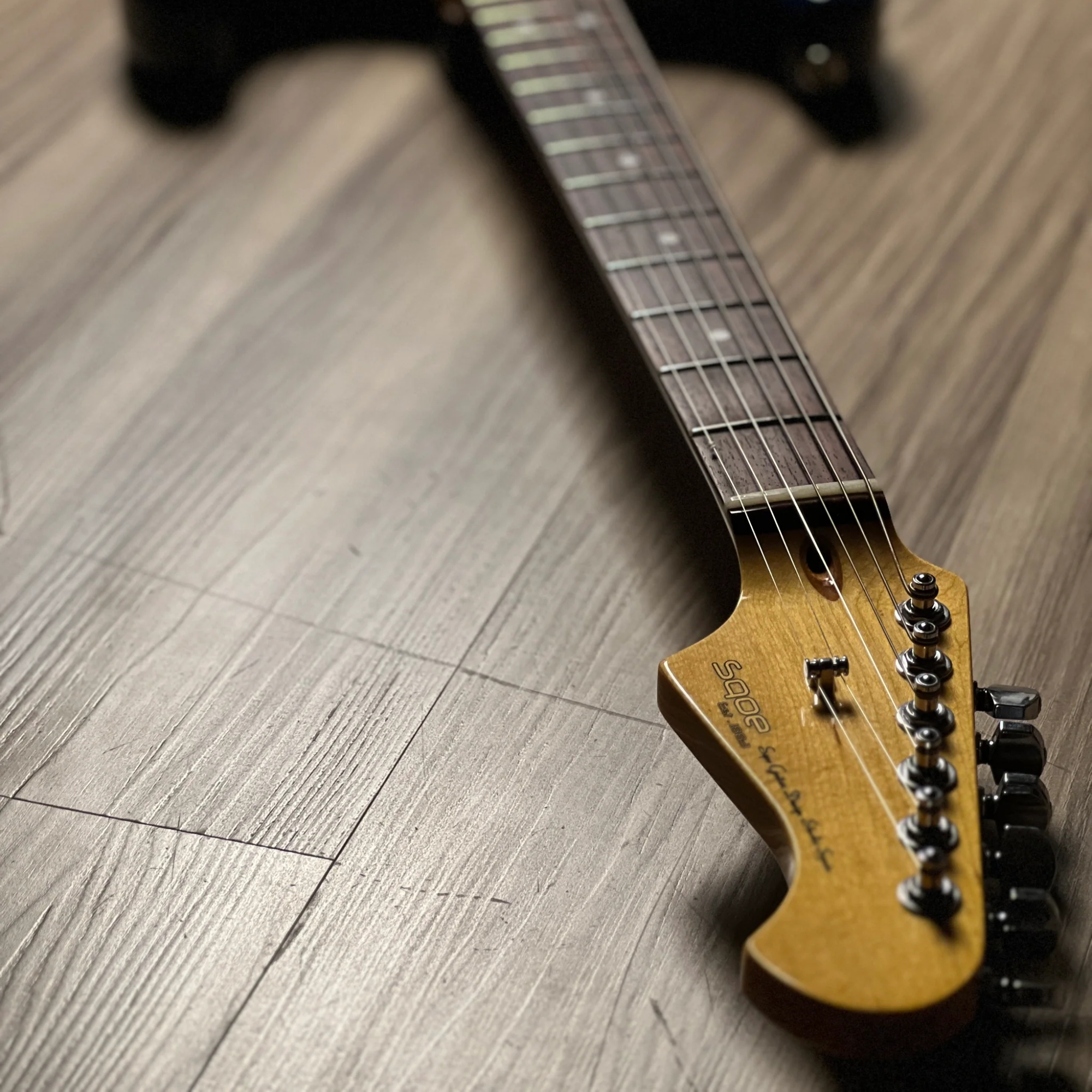 SQOE SEST1100 HSS - PAISLEY BLUE HARDCASE WITH KIT