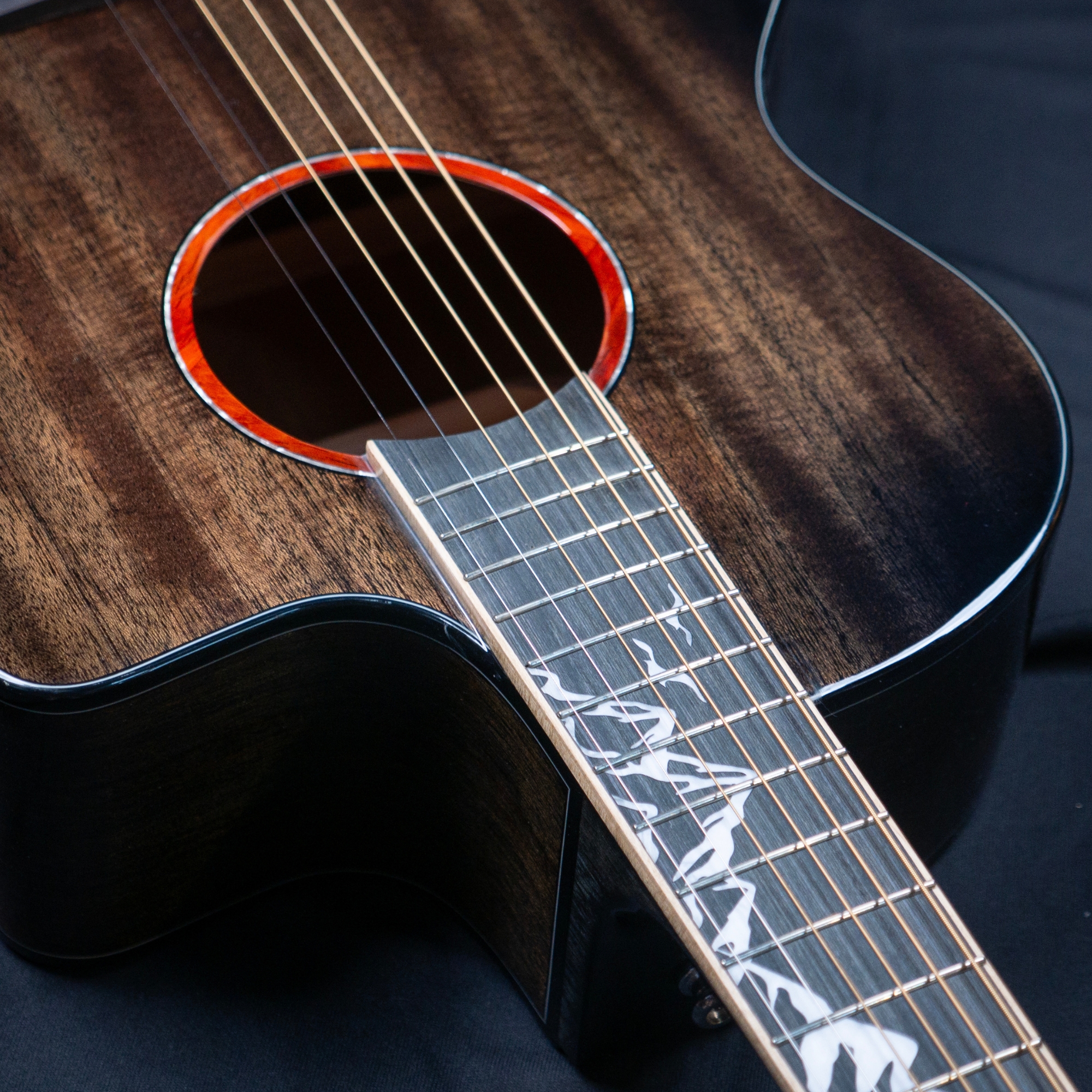 Strydom GA241C Red moon Acoustic guitar Black