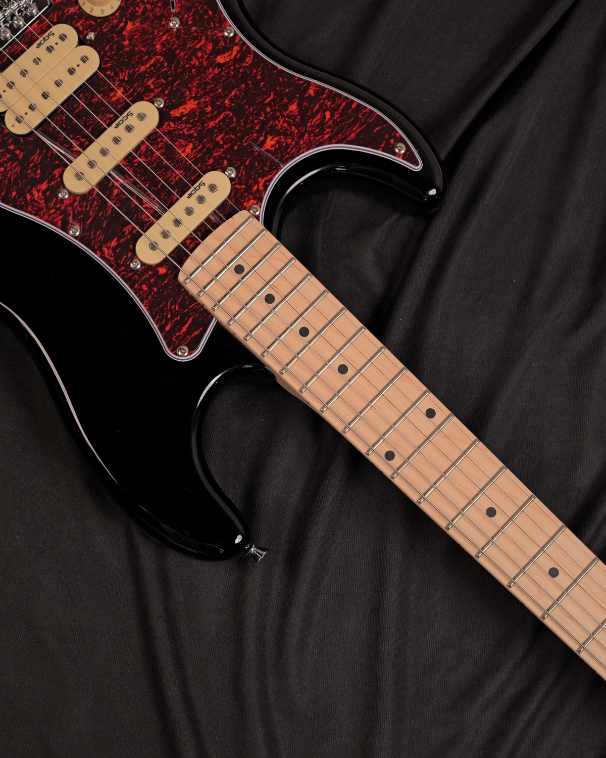 SQOE SEST250 Left handed black Electric Guitar HSS