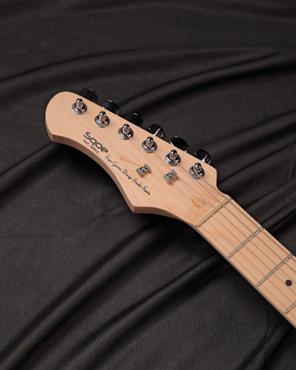 SQOE SEST250 Left handed black Electric Guitar HSS