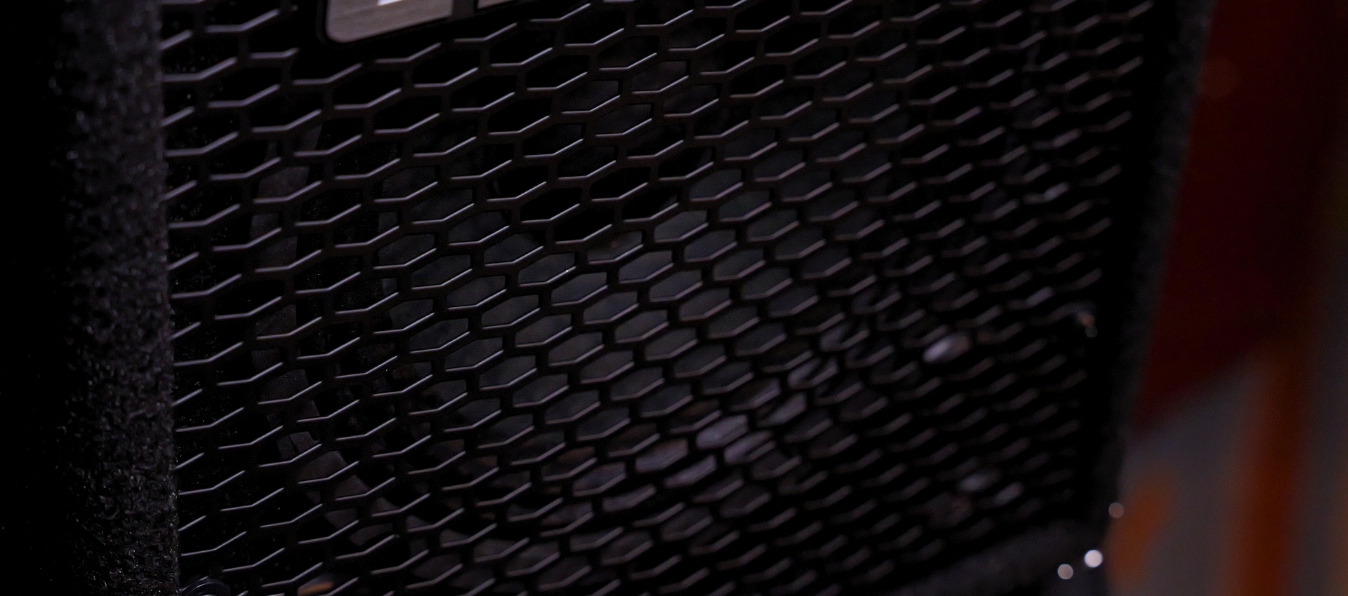 Lirevo B20 20W Bass Guitar Amplifier India