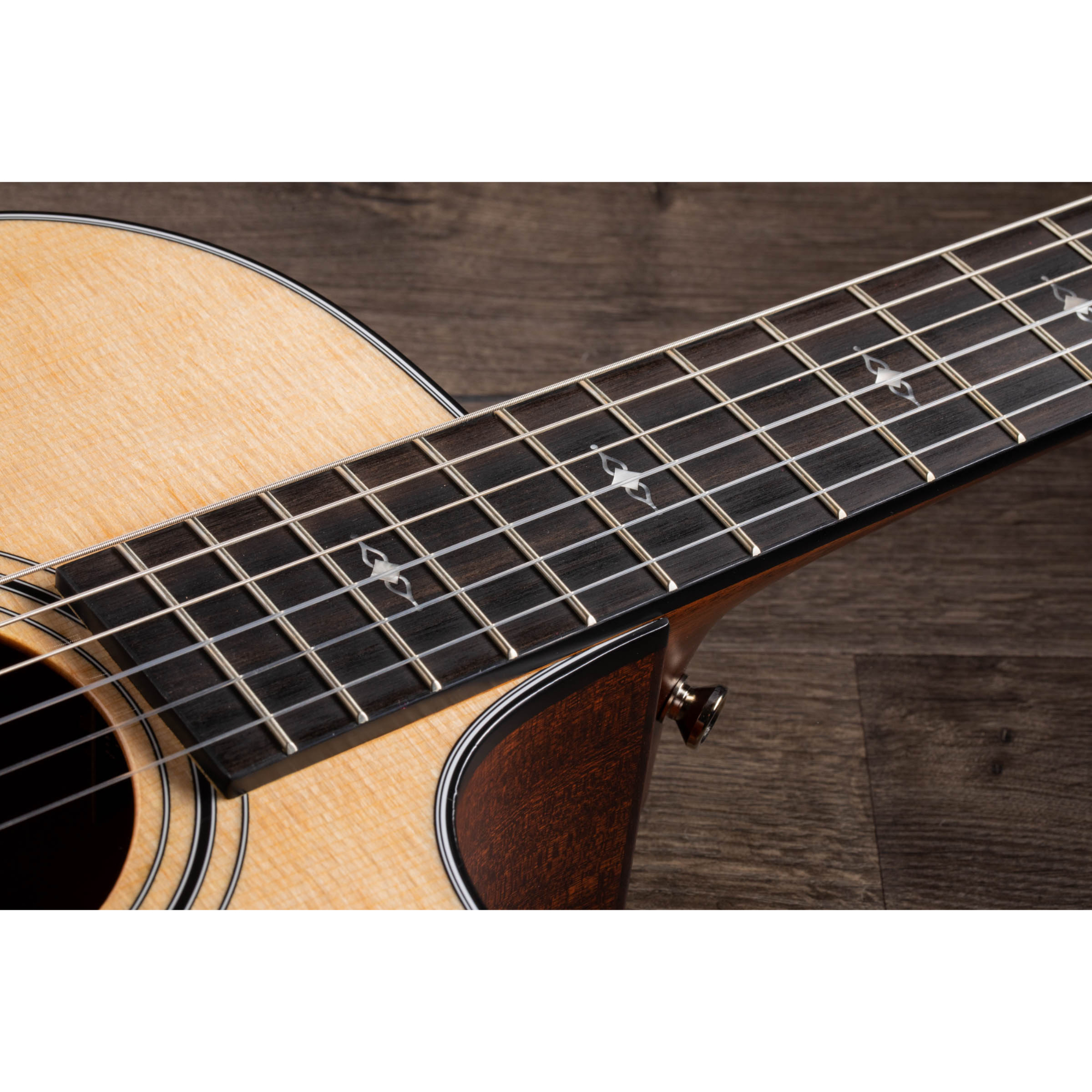 Taylor 312ce-N Nylon Acoustic-electric Guitar - Natural Sitka Spruce