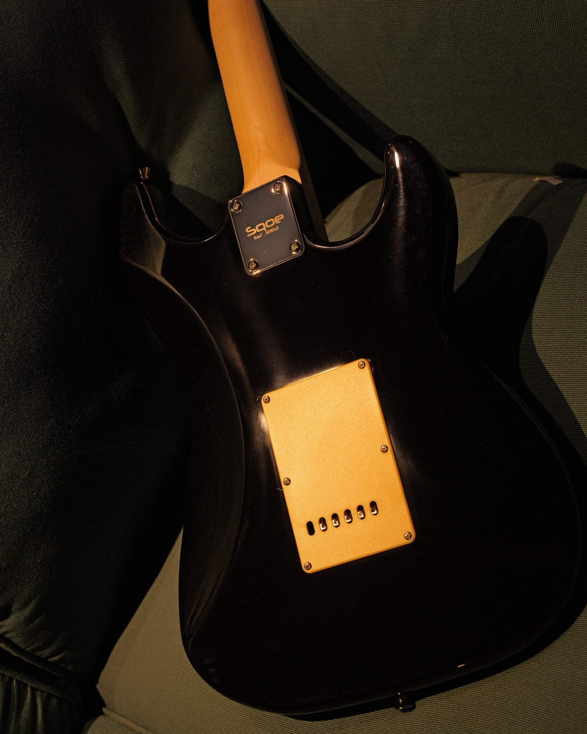 SQOE SEST250 Left handed black Electric Guitar HSS