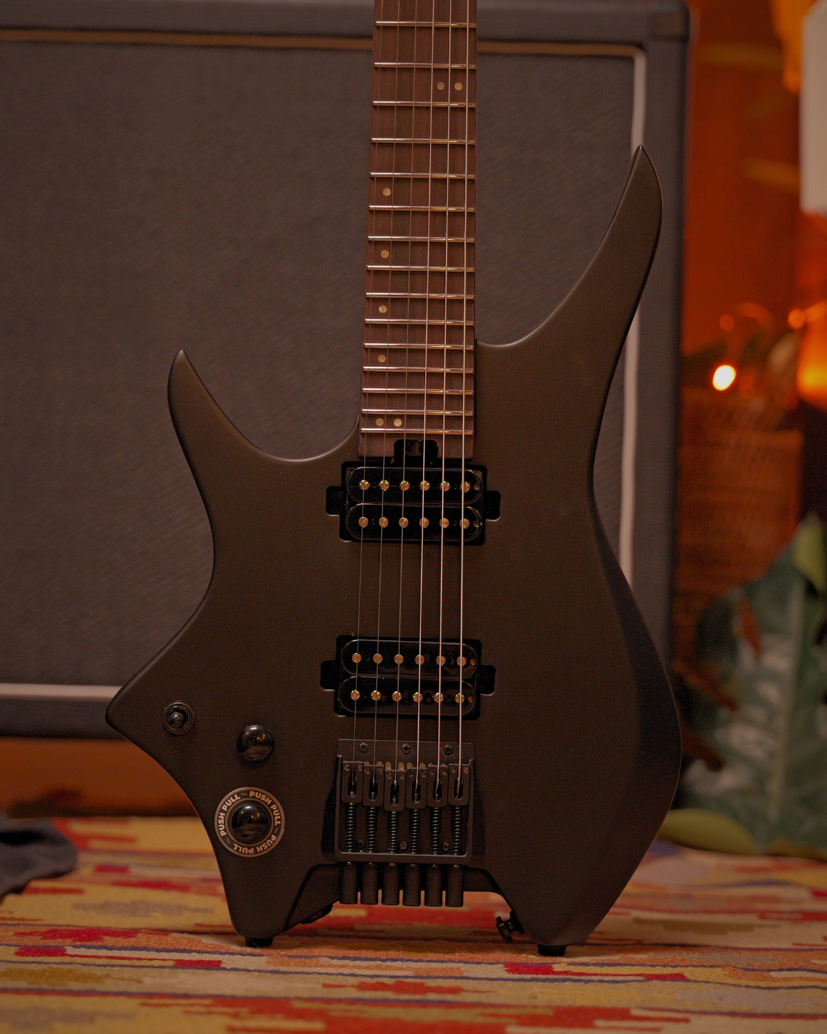 HEX N400L S BK BLACK LEFT HANDED - STAINLESS STEEL FRETS