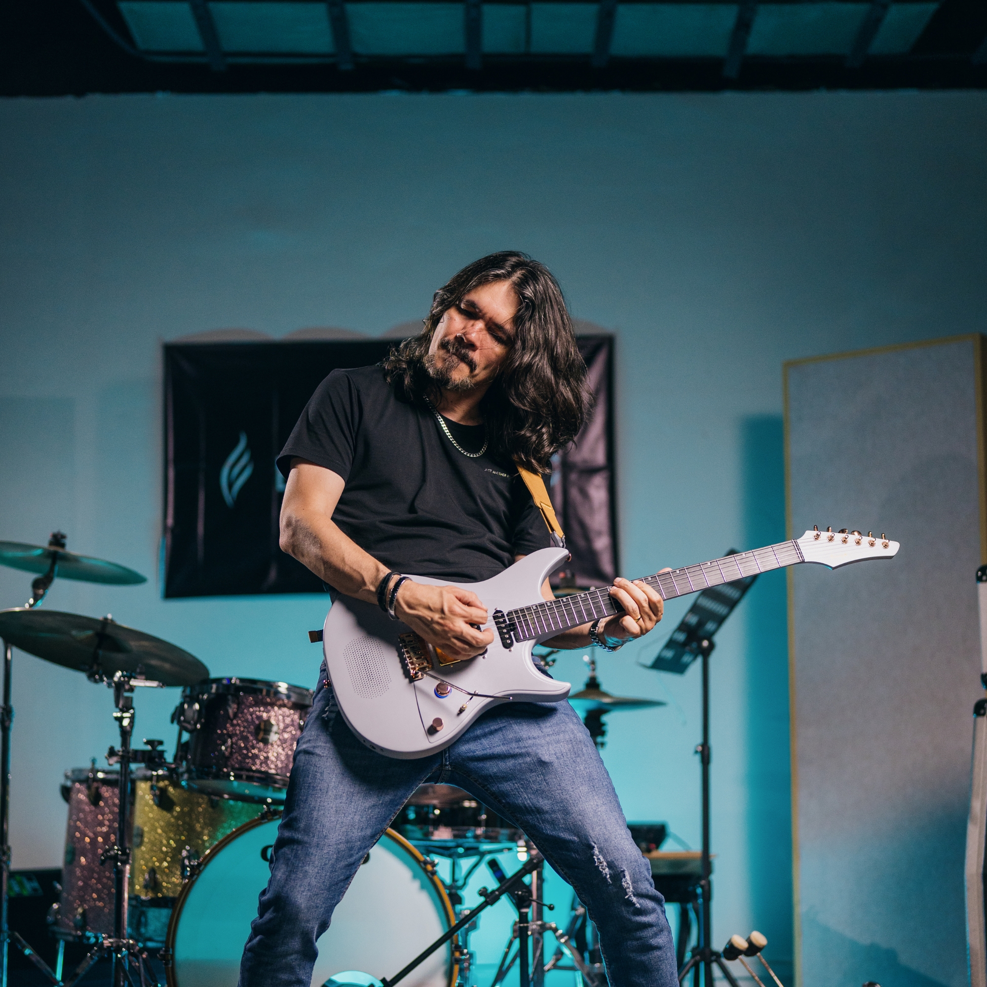 Enya Nova Inspire series Oziel smart electric guitar exclusive thickened bag Type-C charging cable