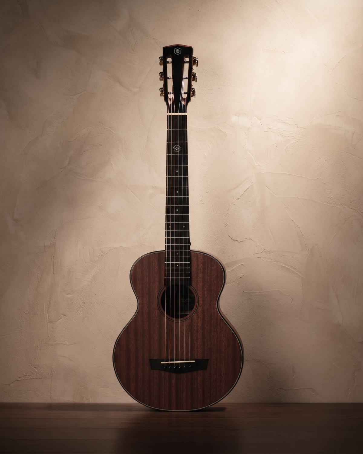 Hex Guitars BB120S G Super Mini Travel Guitar