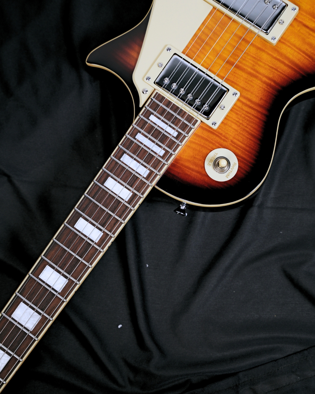 SQOE SELP220 HONEY FLAME