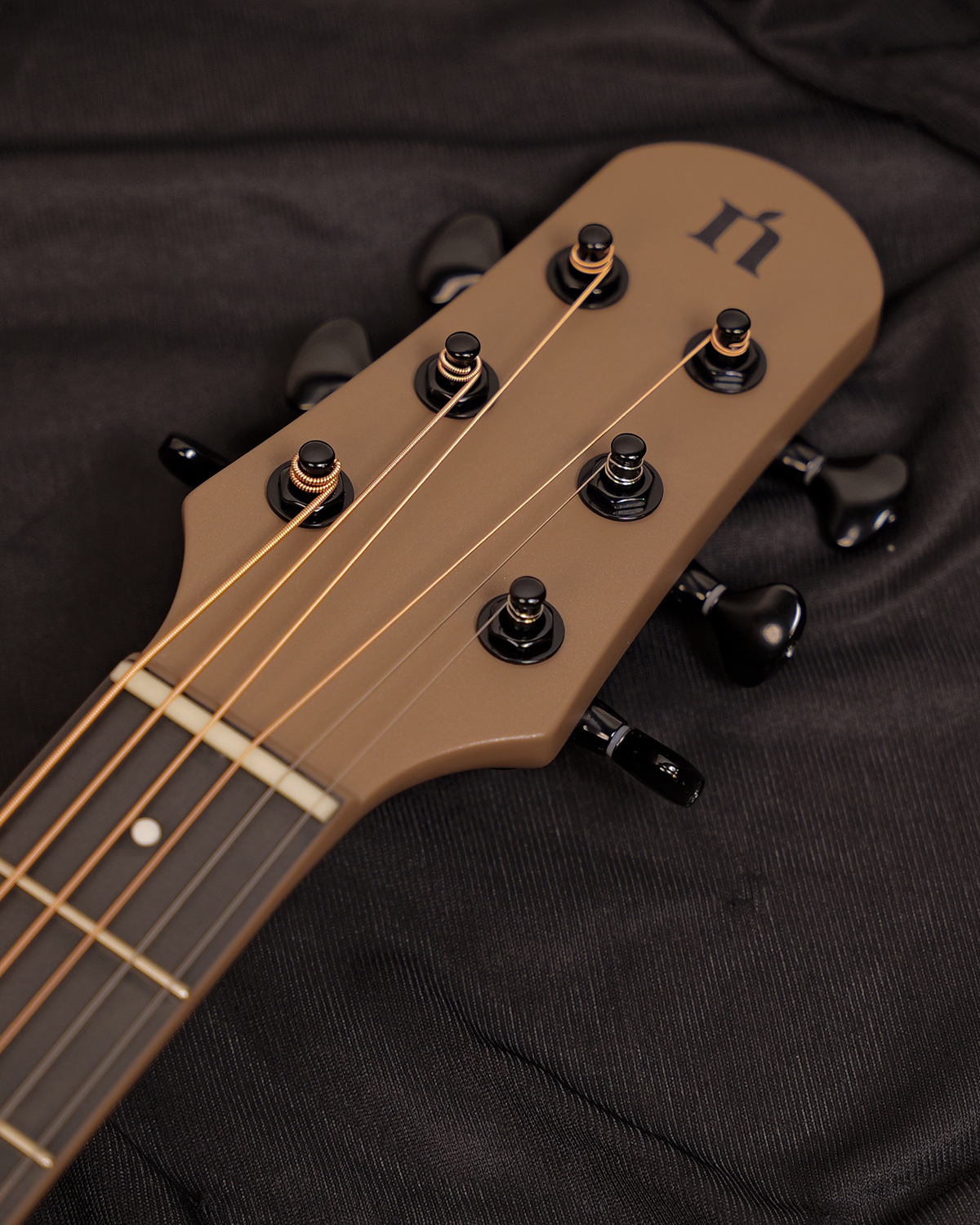 Natasha Asteroid NSX Carbon Fibre Acoustic Guitar with Smart Pickup Latte