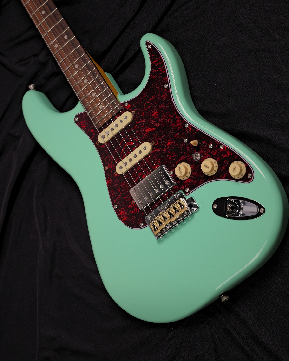 SQOE SEST1000 Surf Green HSS with hardcase