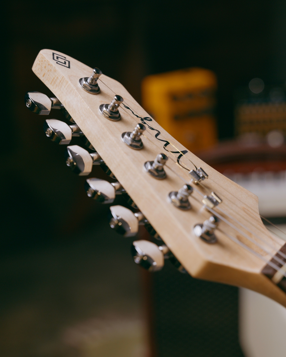 Strydom ST20R Lava pop Electric Guitar  HSS