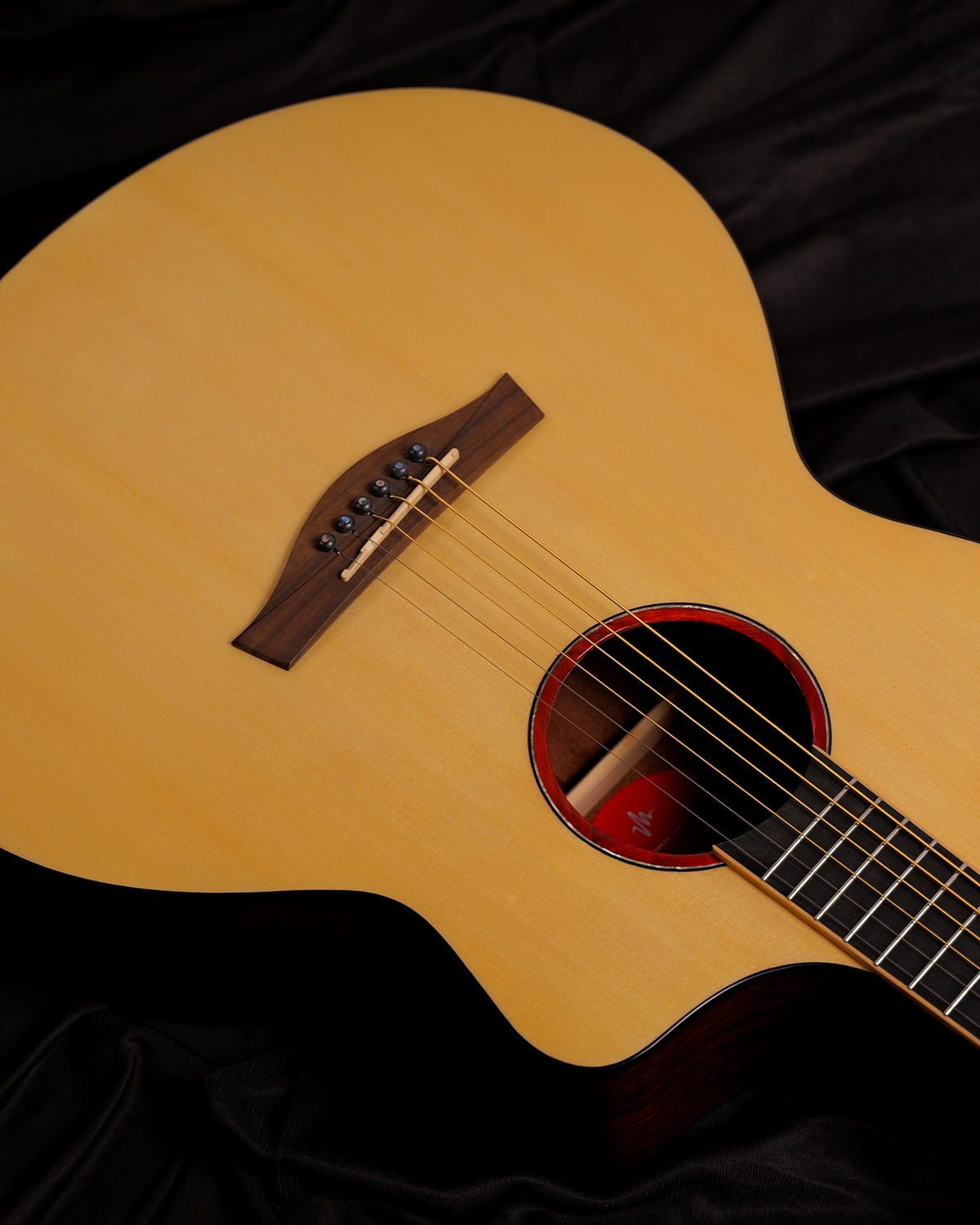 Strydom F240C auditorium acoustic guitar Natural gloss