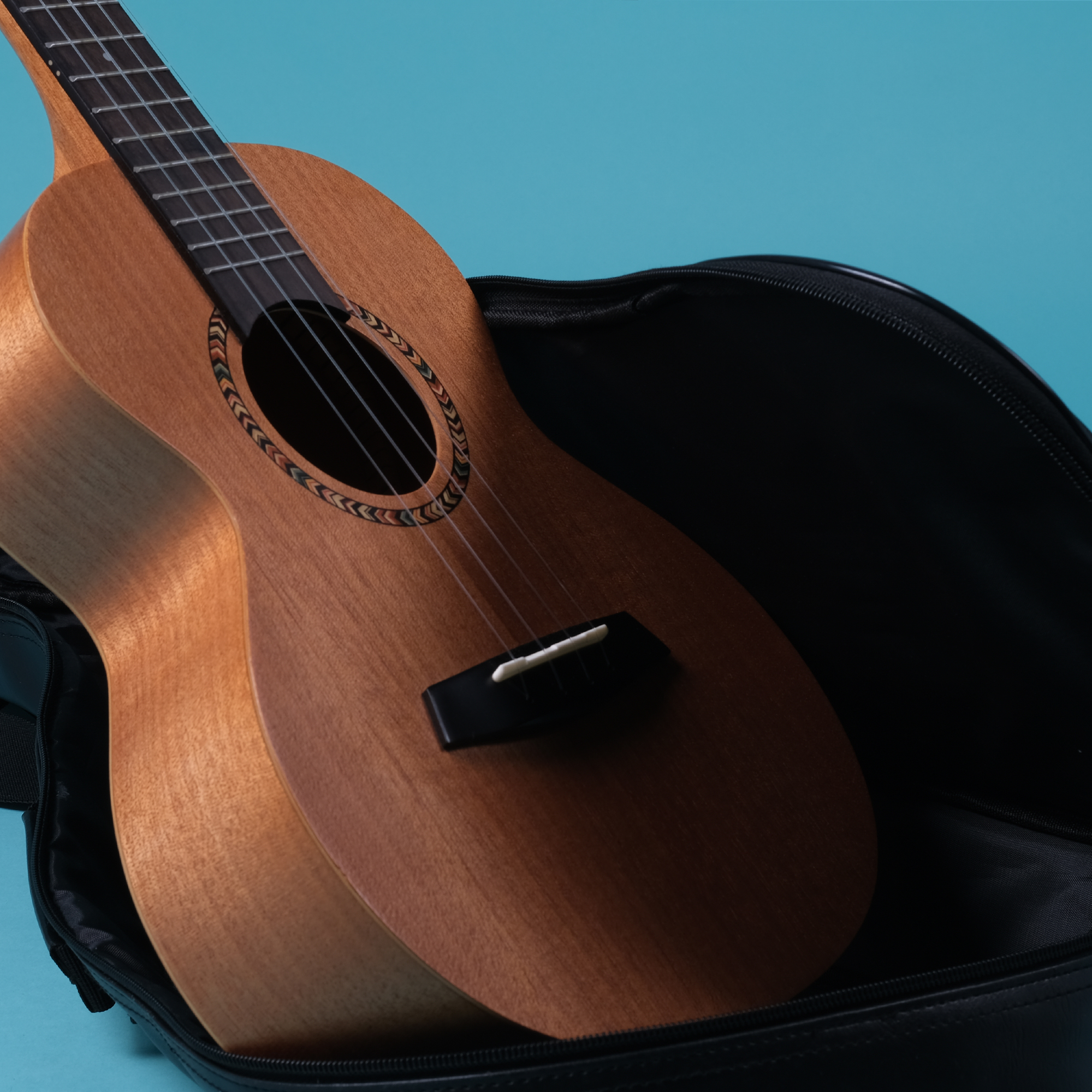 Enya KUT 200  Tenor Ukulele - Natural Finish