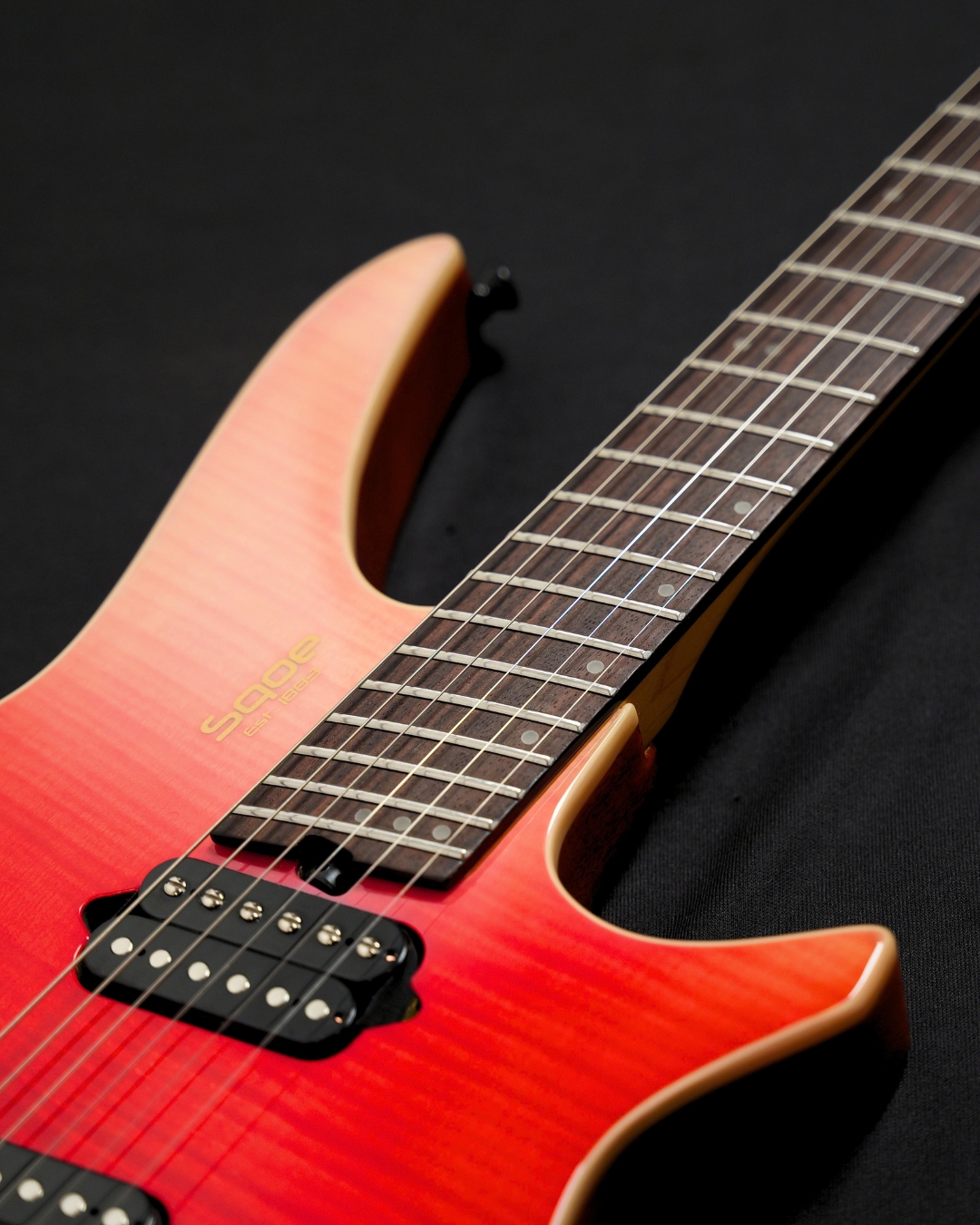SQOE SEWT998 Headless Electric Guitar - Strawberry Red