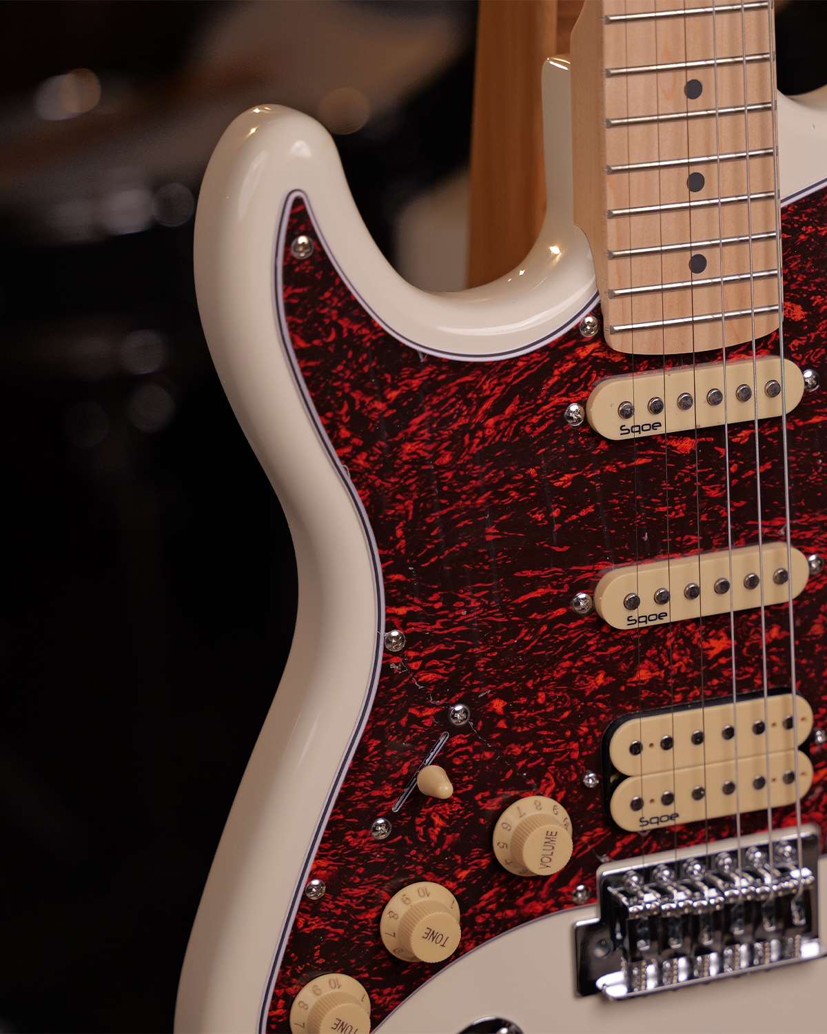 SQOE SEST250 Left handed Olympic White Electric Guitar HSS