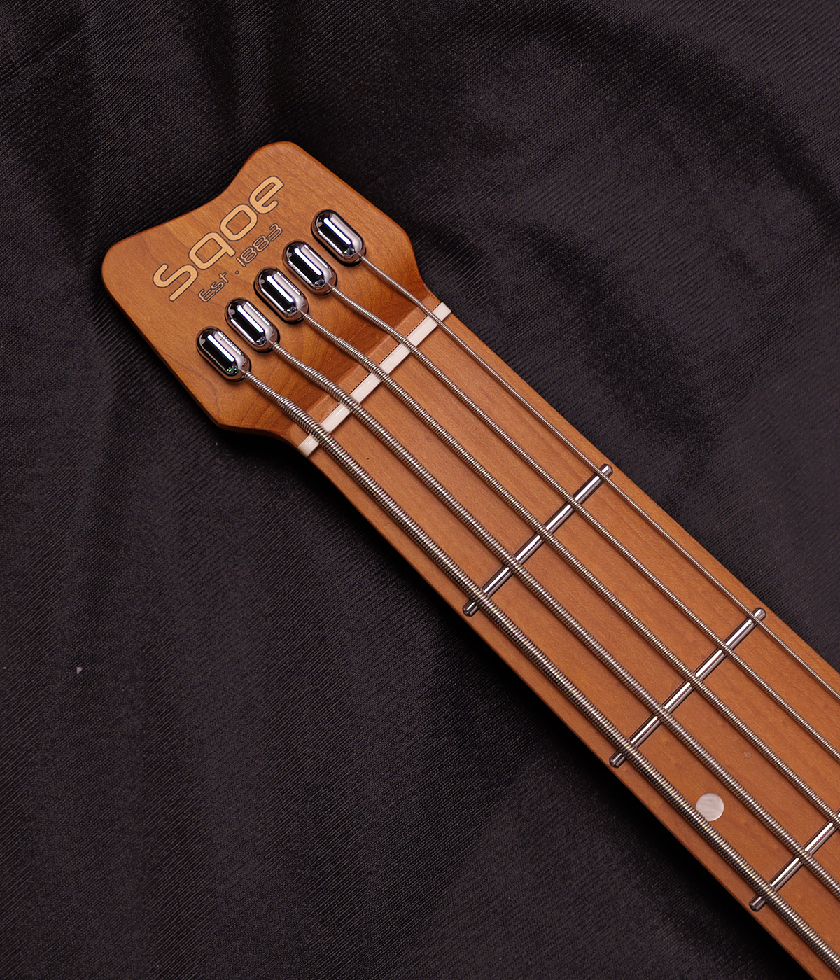 SQOE SBWT750 Black Warrior 5-String Headless Bass