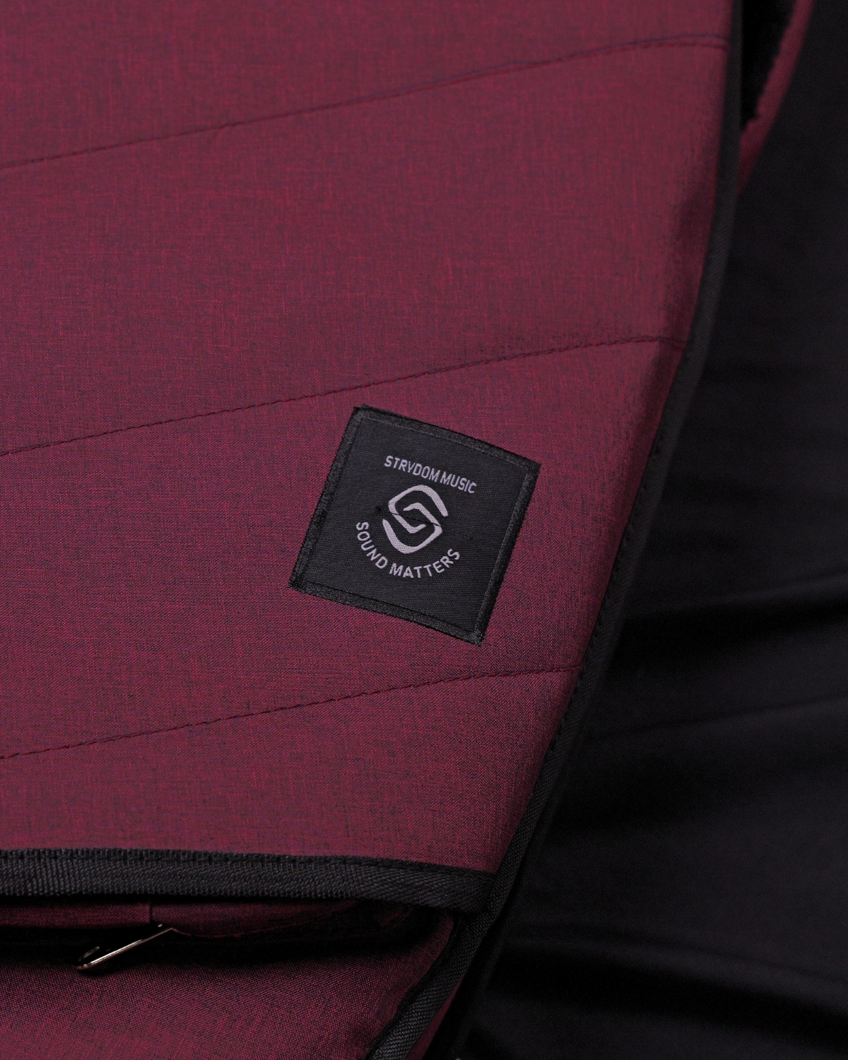 Strydom ARMOR 25 Guitar Gig Bag Wine Noir