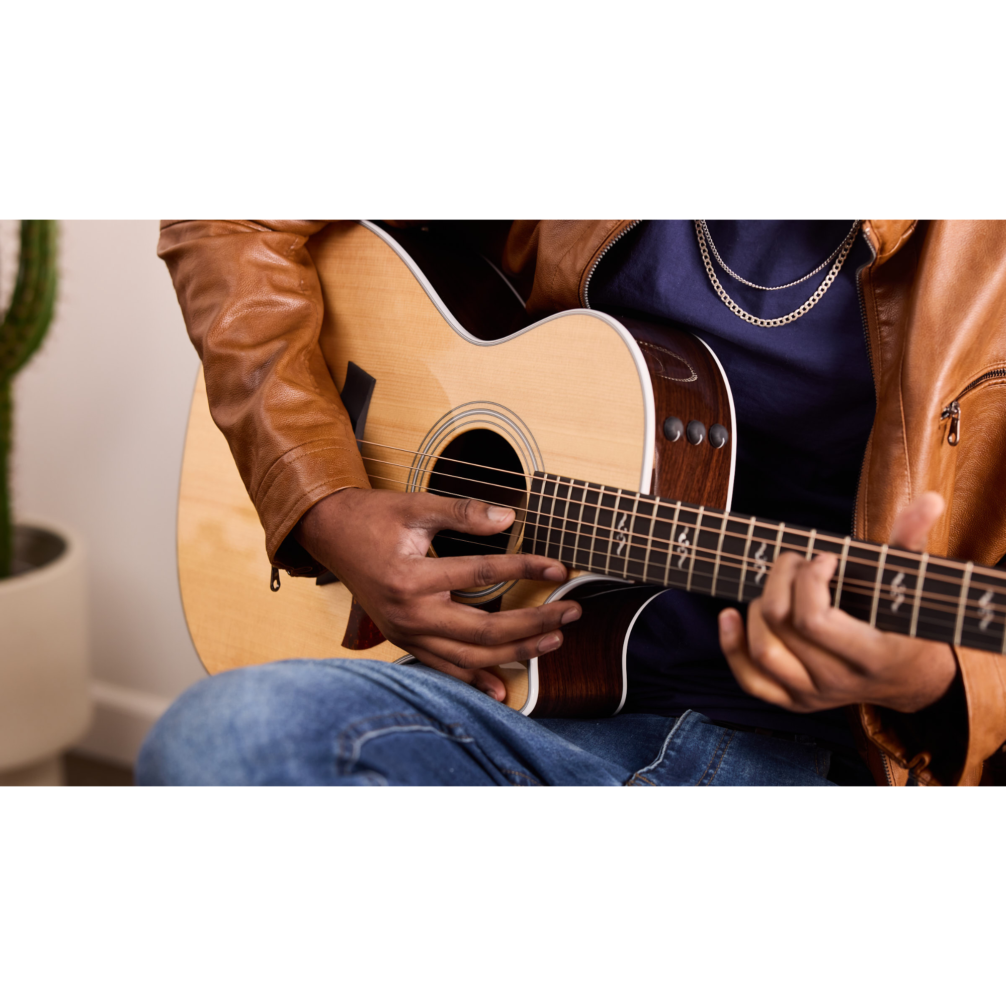 Taylor 412ce-R V-Class Acoustic-electric Guitar - Natural