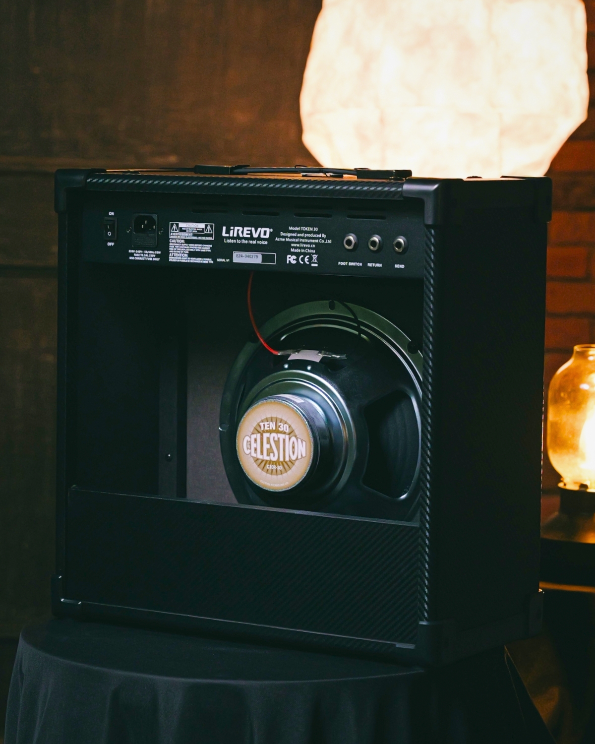 LiREVO Token 15- 15W electric amplifier with Celestion speakers
