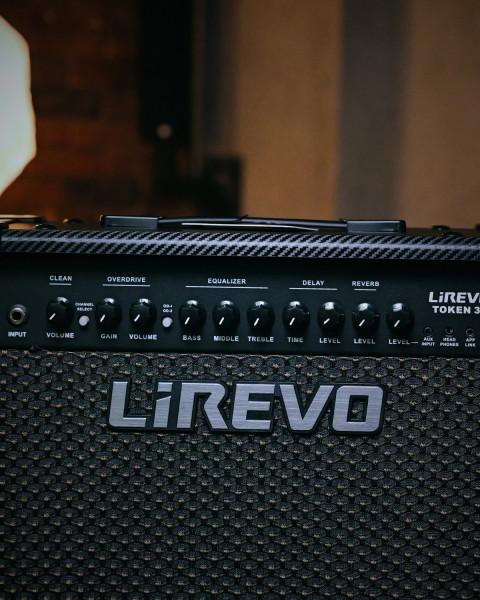 Celestion speaker close-up – Lirevo Token 15