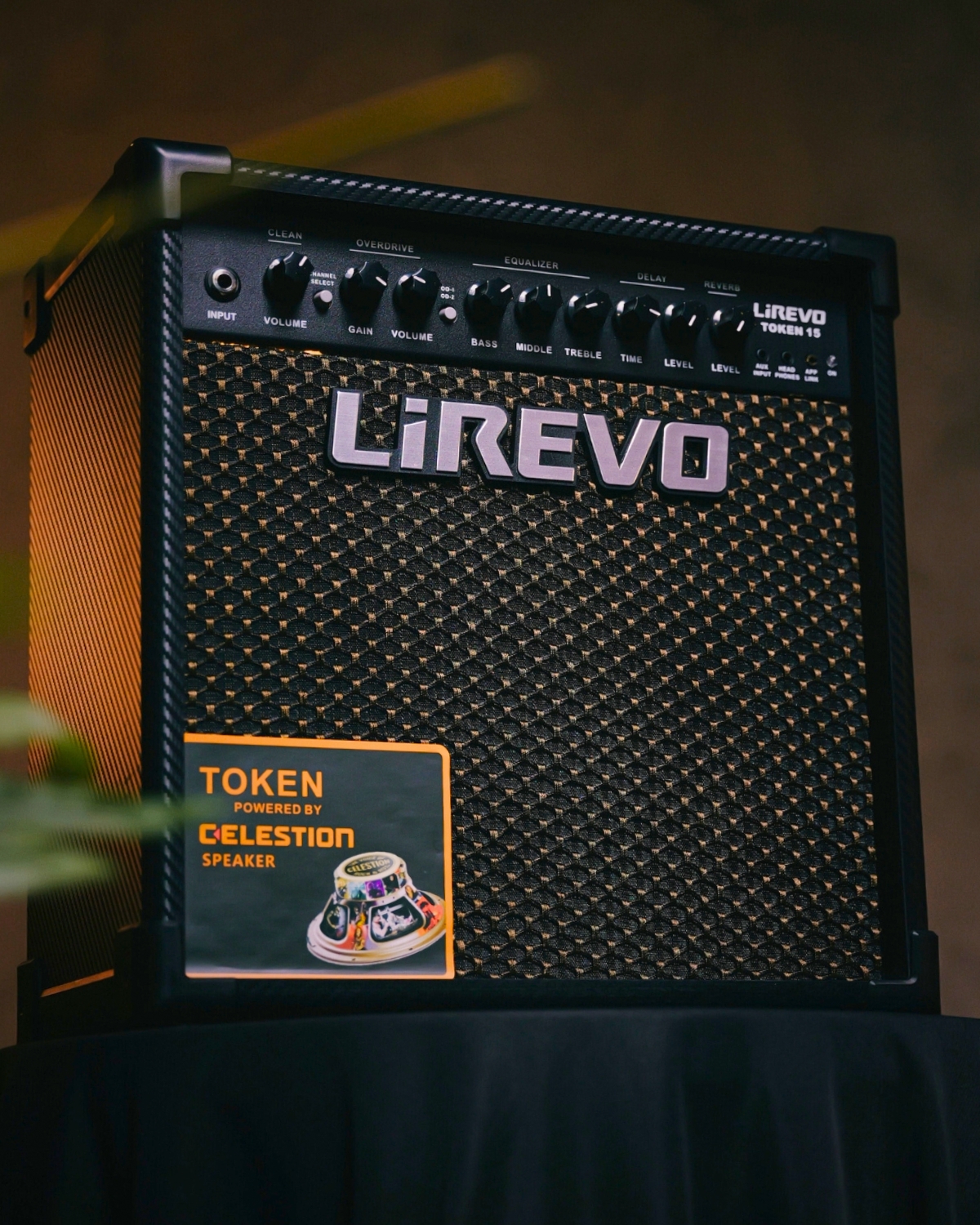 LiREVO Token 15- 15W electric amplifier with Celestion speakers