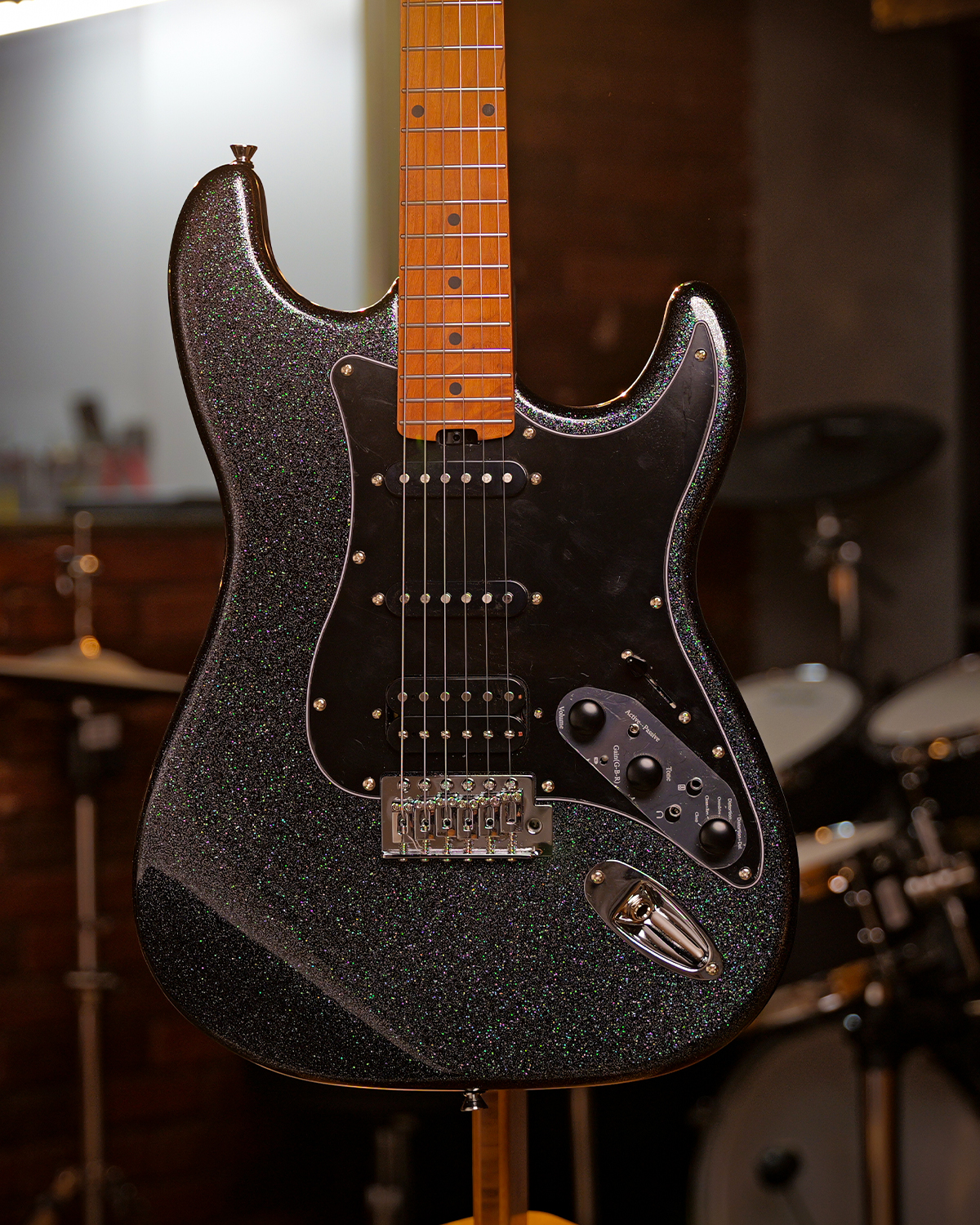 Strydom ST30 Pro Galaxy Black Built-In Riot Processor HSS