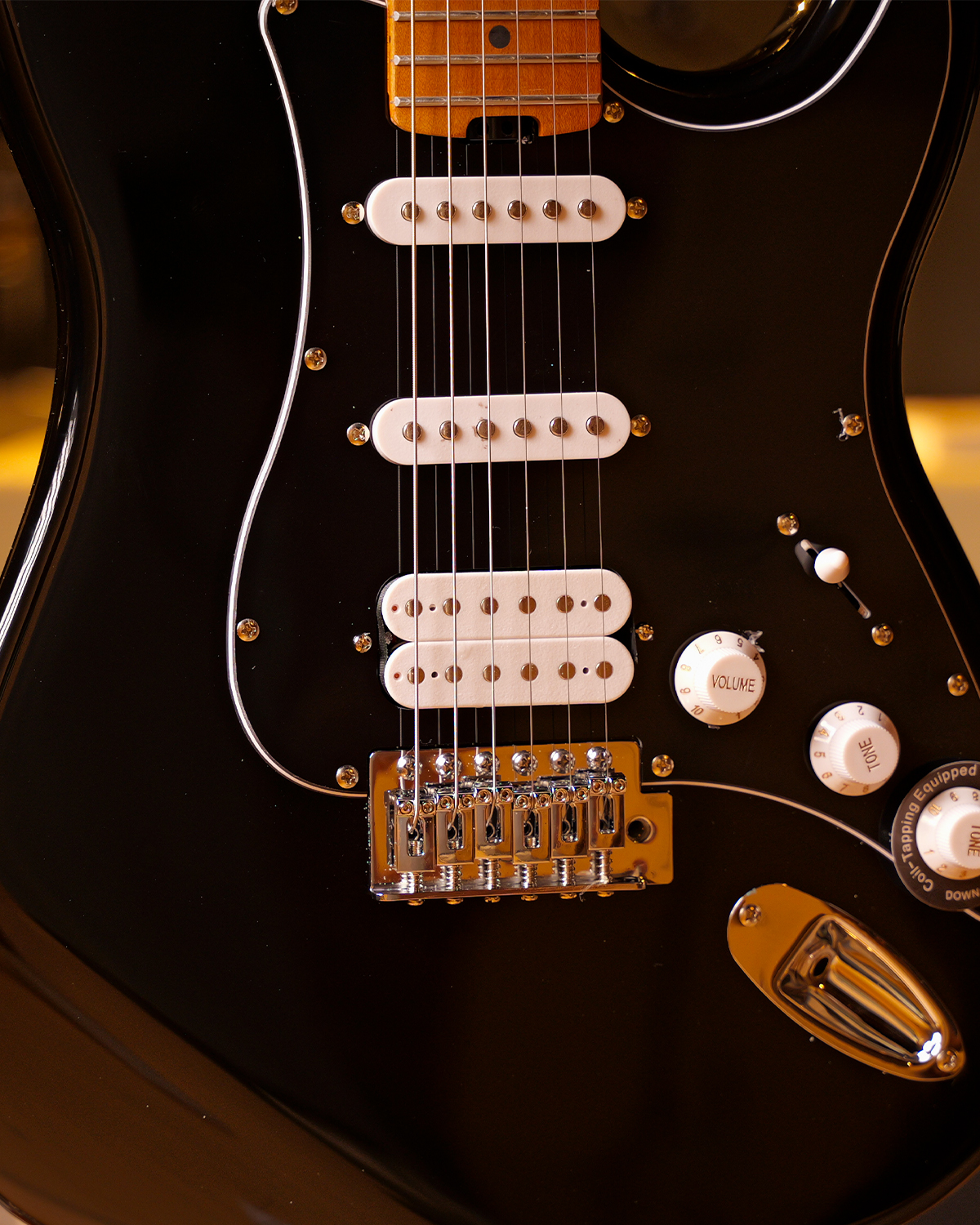 Strydom ST30M Tuxedo Black HSS Push-Pull Coil Split