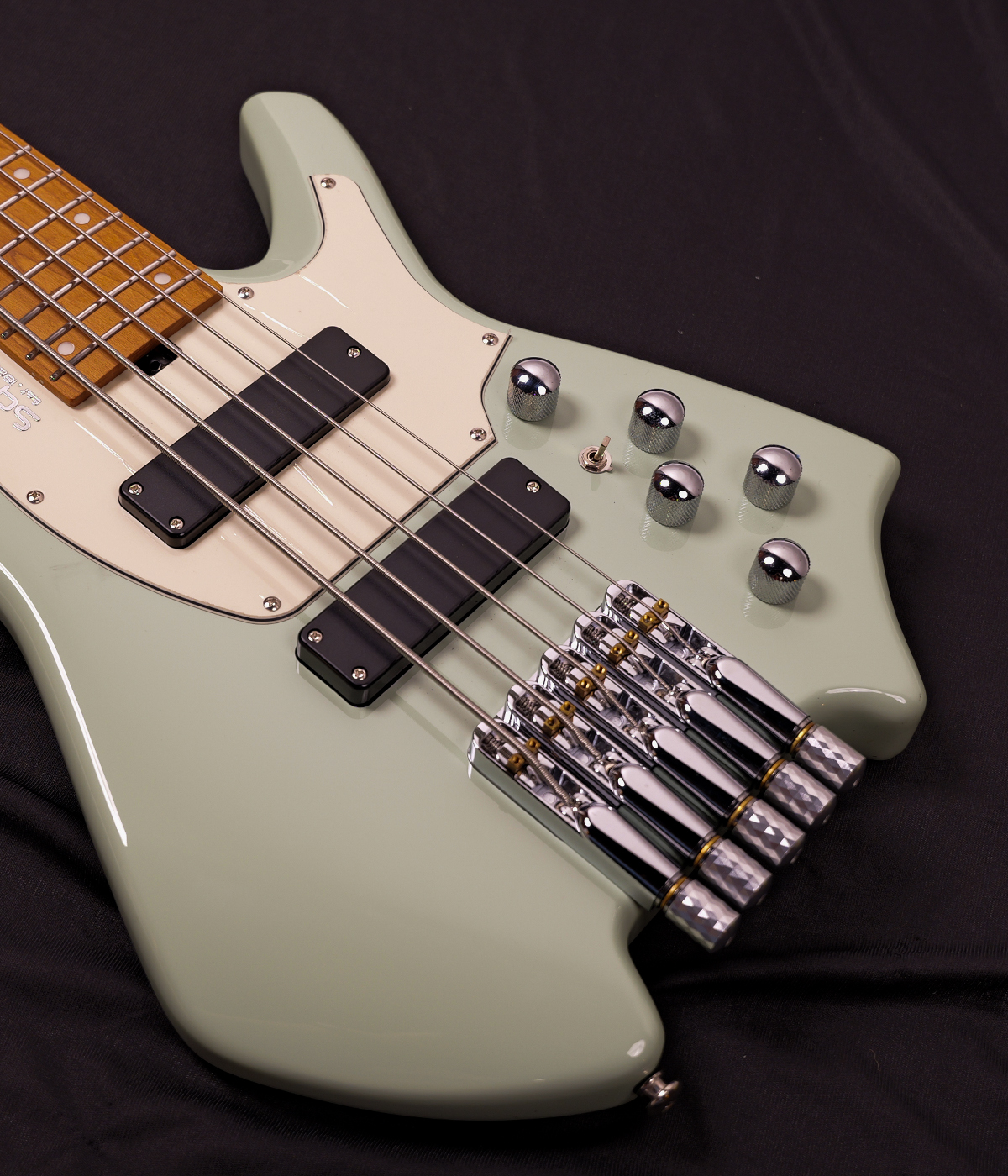 SQOE SBWT750 Surf green 5-String Headless Bass