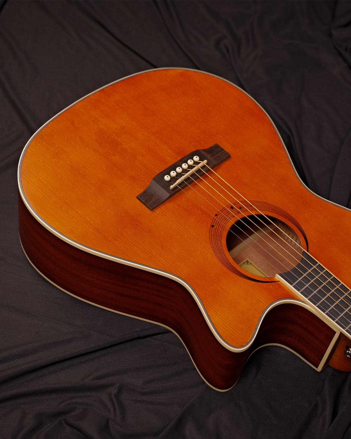 GC Guitars A2 Vintage Top Acoustic Guitar