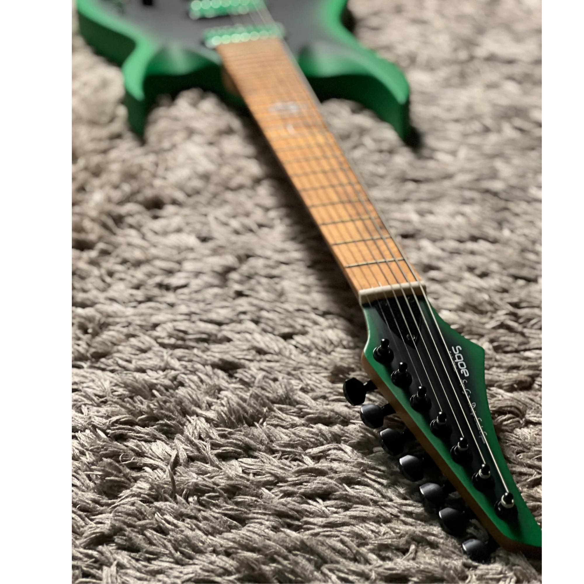 SQOE SEIB7S Venom fade green HH Super Strat