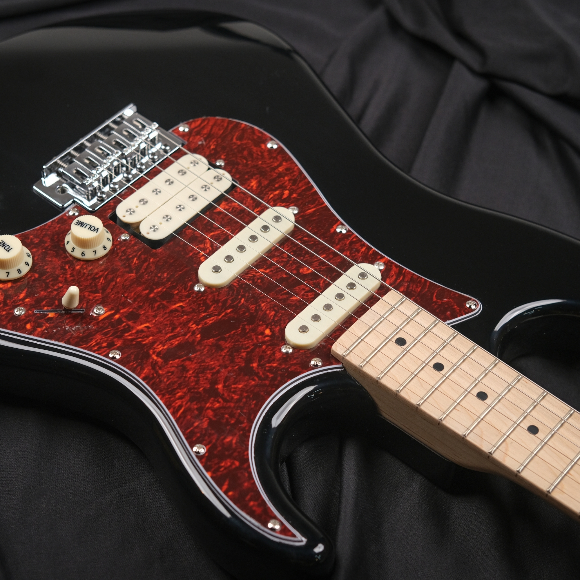 Strydom ST20 V2 Stratway Black mirror HSS- Maple