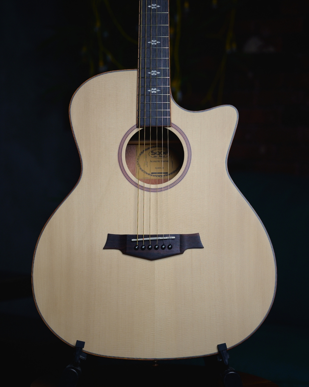 GA40C Natural Solid Spruce Top Acoustic Guitar Mahogany Back Sides